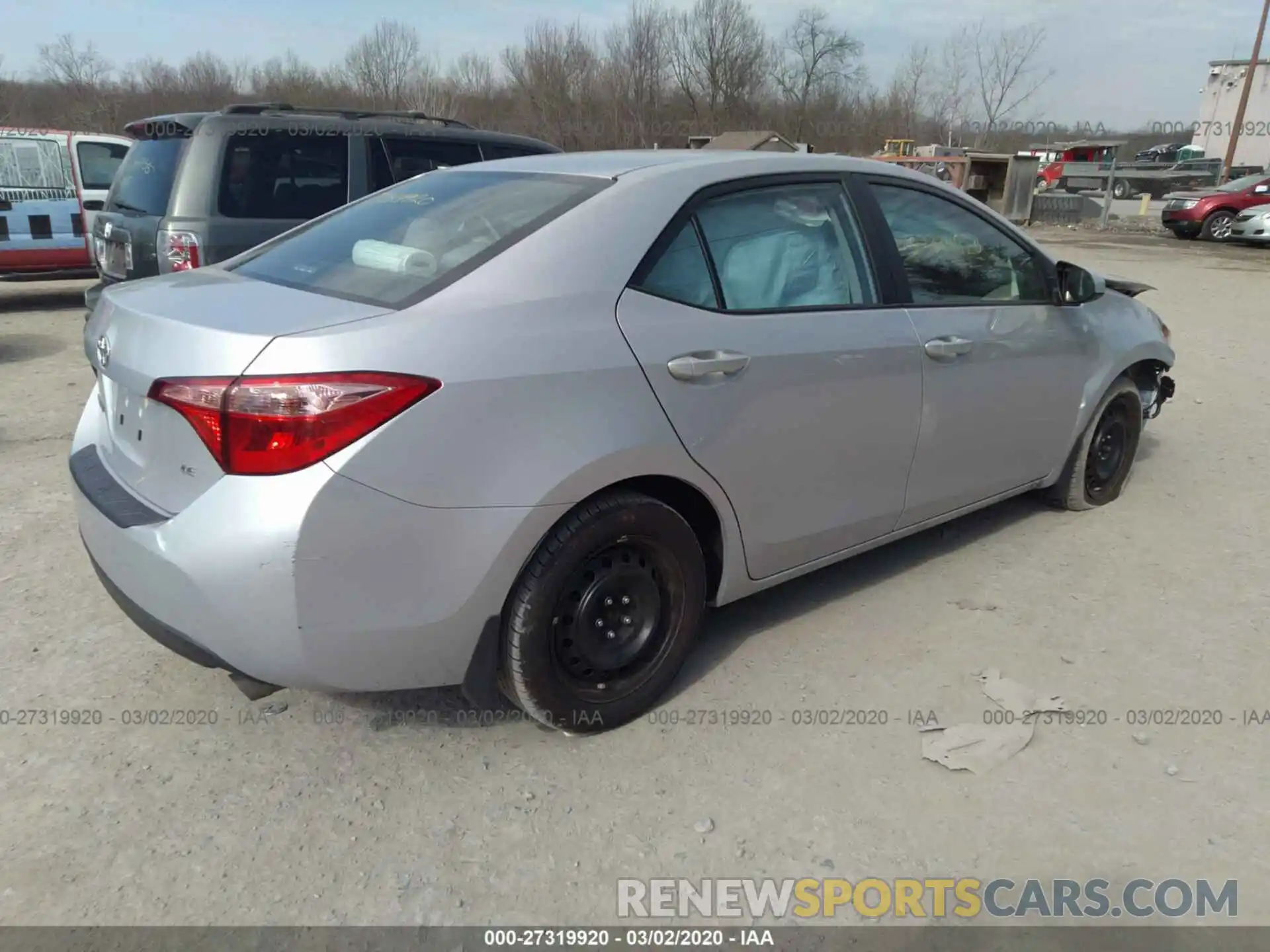 4 Photograph of a damaged car 2T1BURHE1KC138947 TOYOTA COROLLA 2019