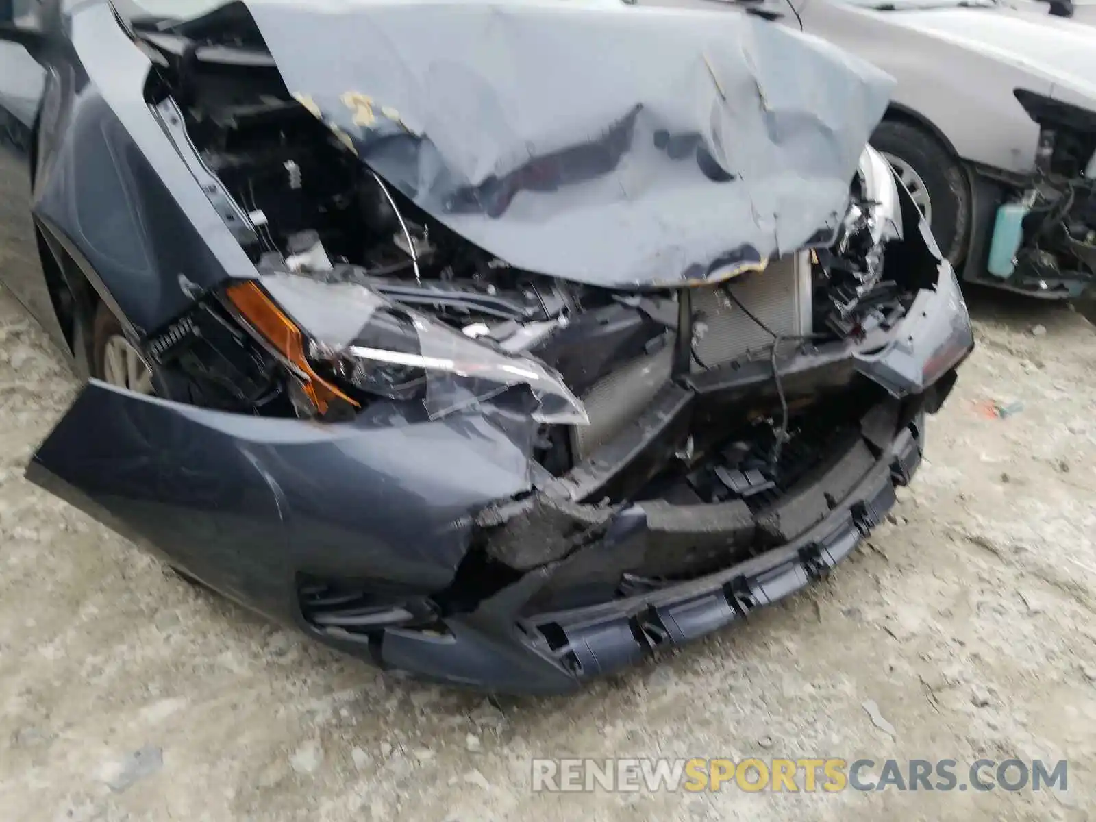 9 Photograph of a damaged car 2T1BURHE1KC139029 TOYOTA COROLLA 2019