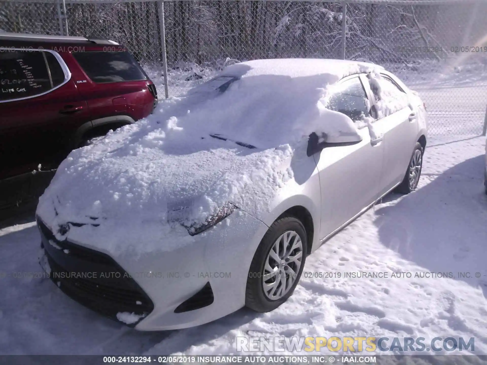 2 Photograph of a damaged car 2T1BURHE1KC146272 TOYOTA COROLLA 2019