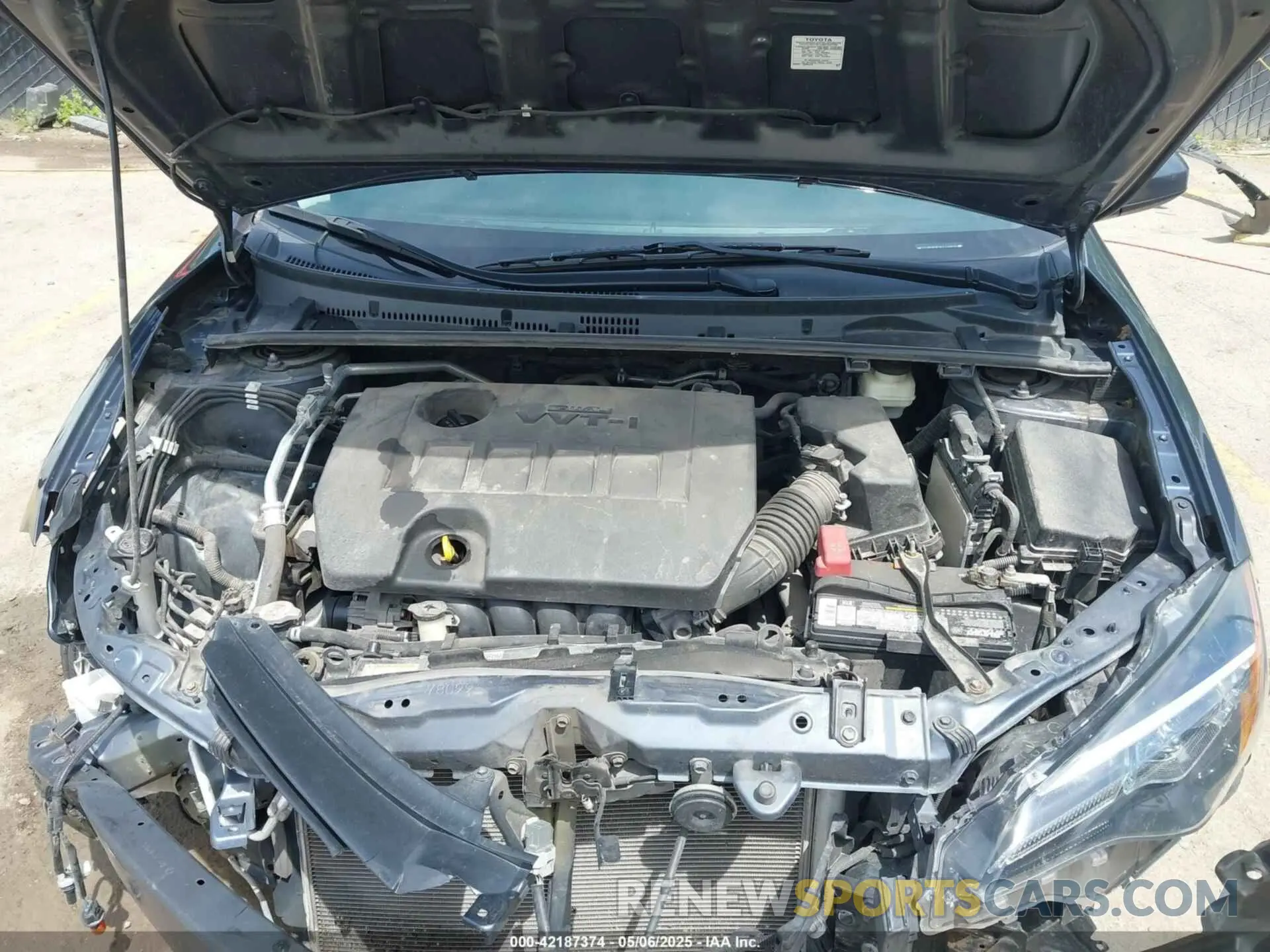 10 Photograph of a damaged car 2T1BURHE1KC149916 TOYOTA COROLLA 2019