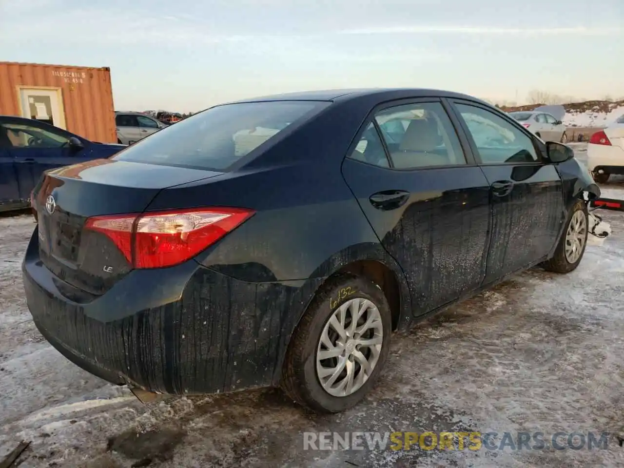 4 Photograph of a damaged car 2T1BURHE1KC152704 TOYOTA COROLLA 2019