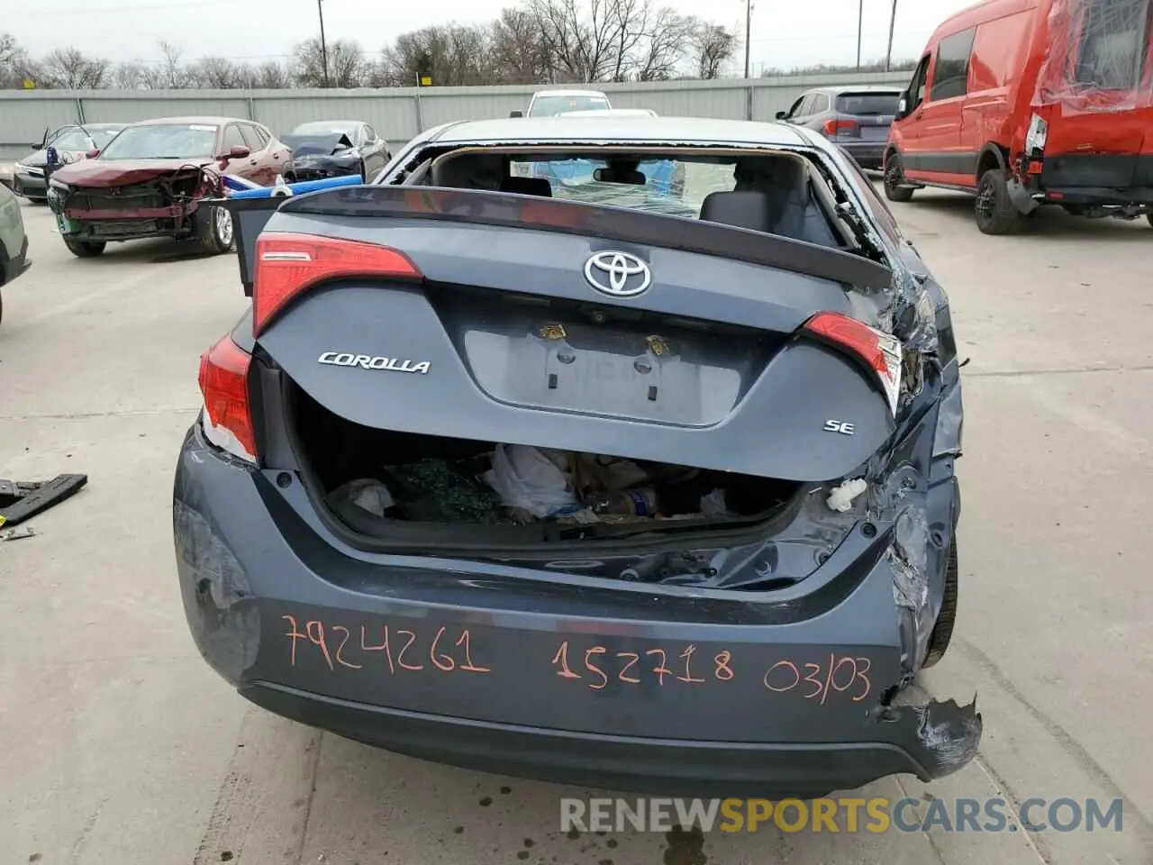 6 Photograph of a damaged car 2T1BURHE1KC152718 TOYOTA COROLLA 2019