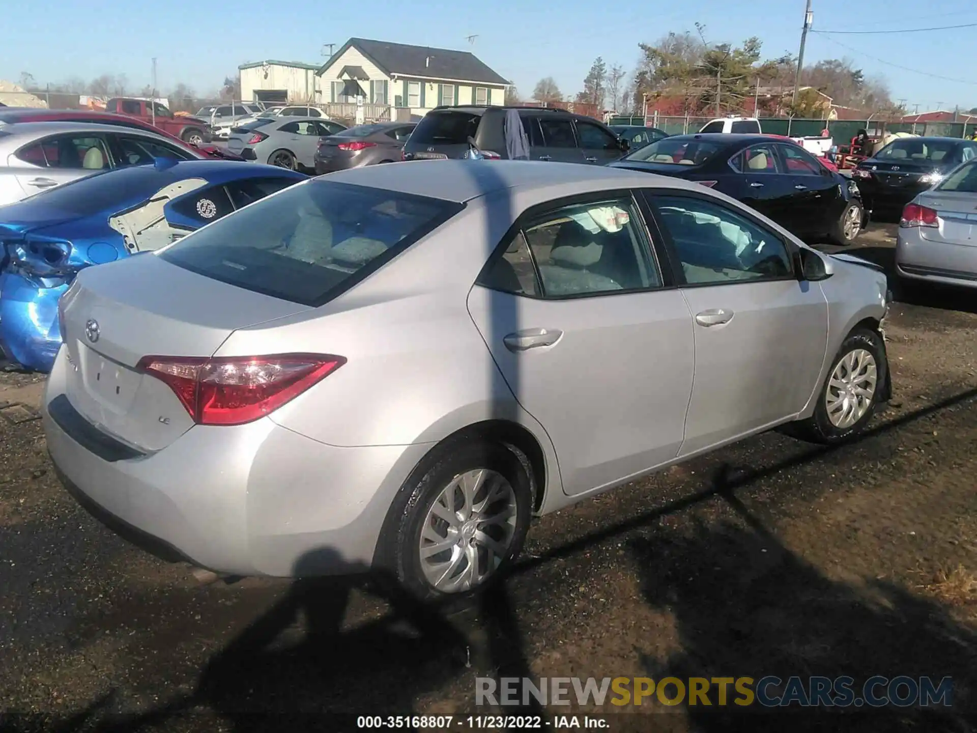 4 Photograph of a damaged car 2T1BURHE1KC155635 TOYOTA COROLLA 2019