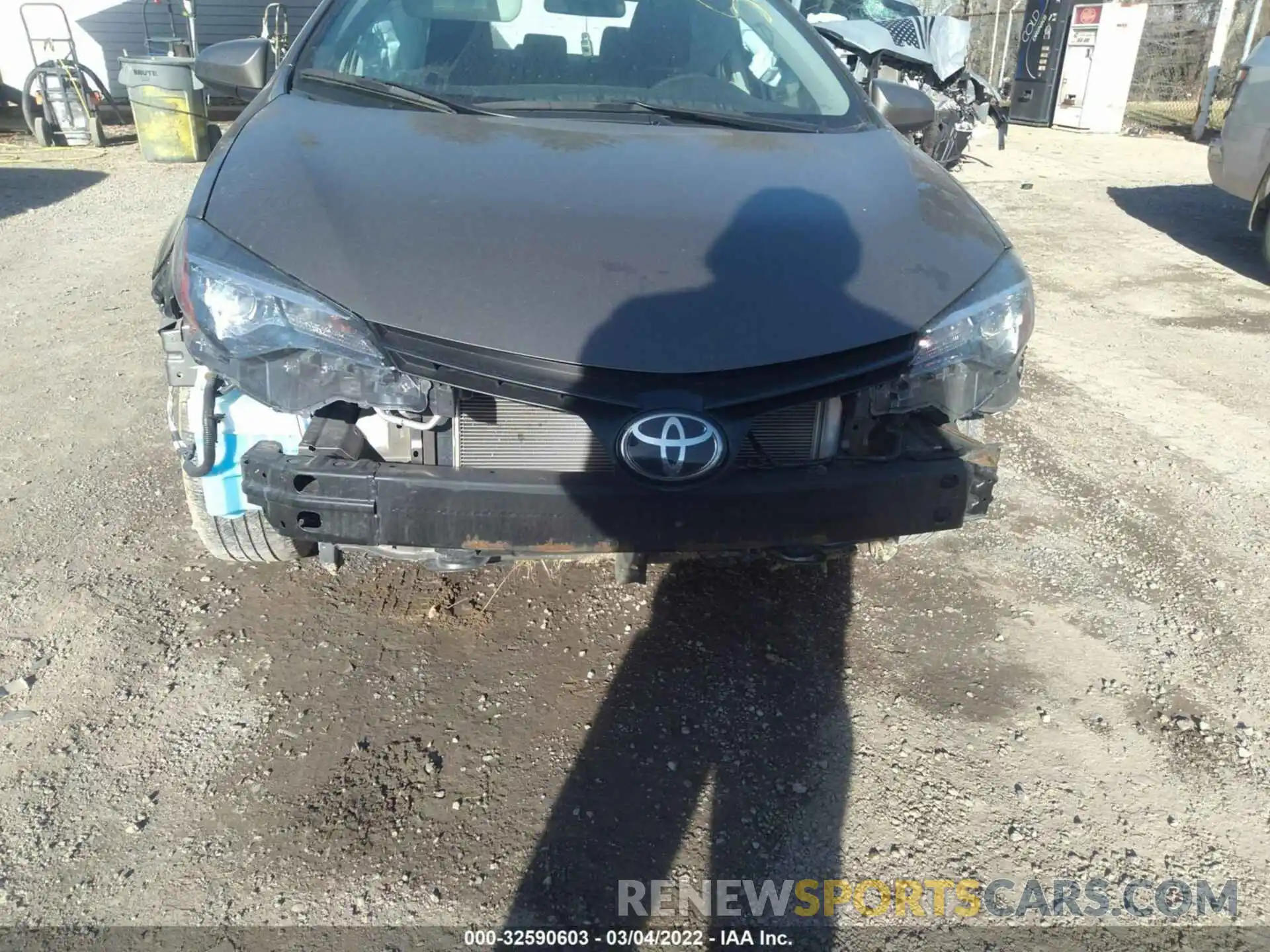 6 Photograph of a damaged car 2T1BURHE1KC158003 TOYOTA COROLLA 2019