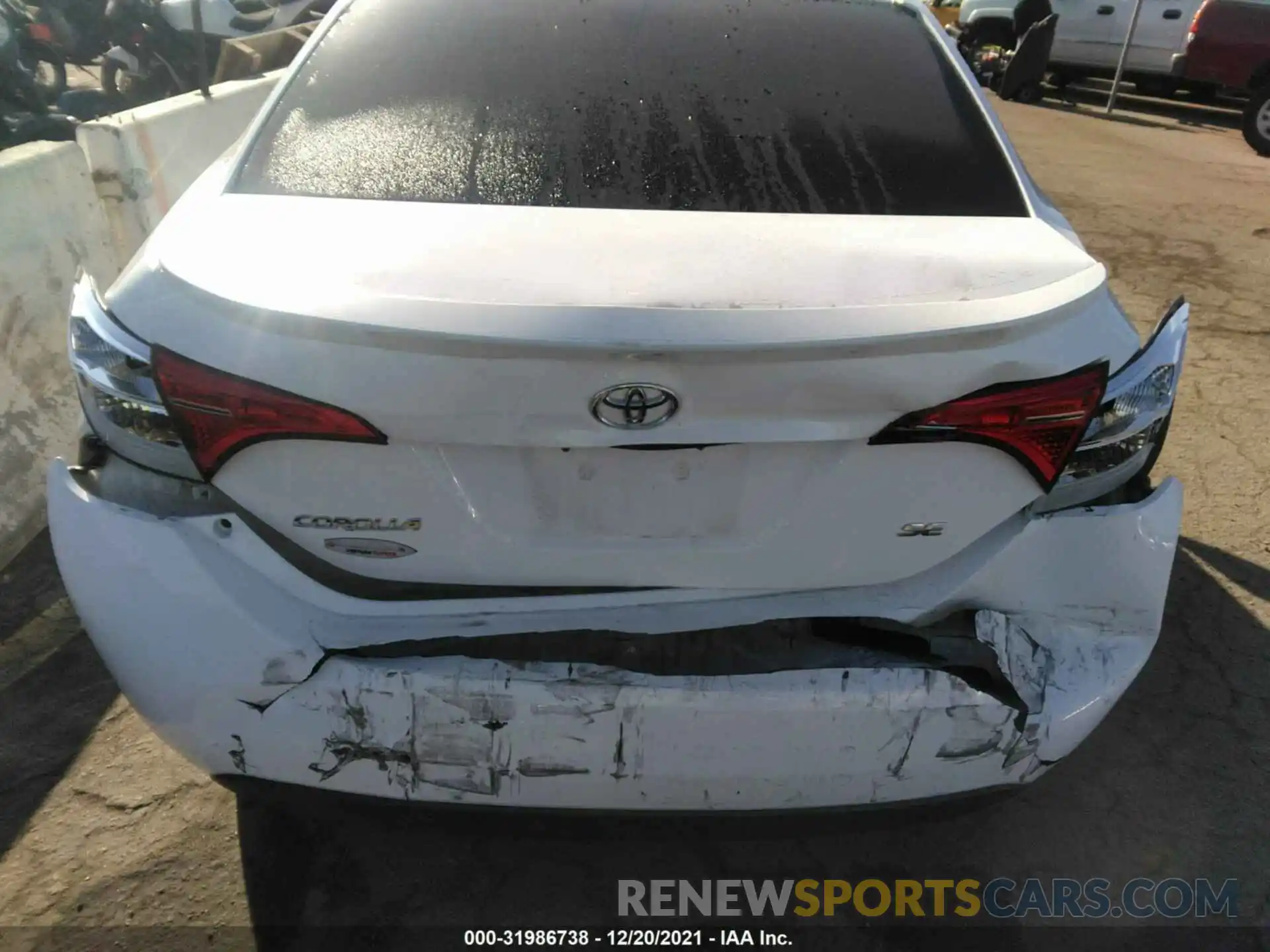 6 Photograph of a damaged car 2T1BURHE1KC158700 TOYOTA COROLLA 2019