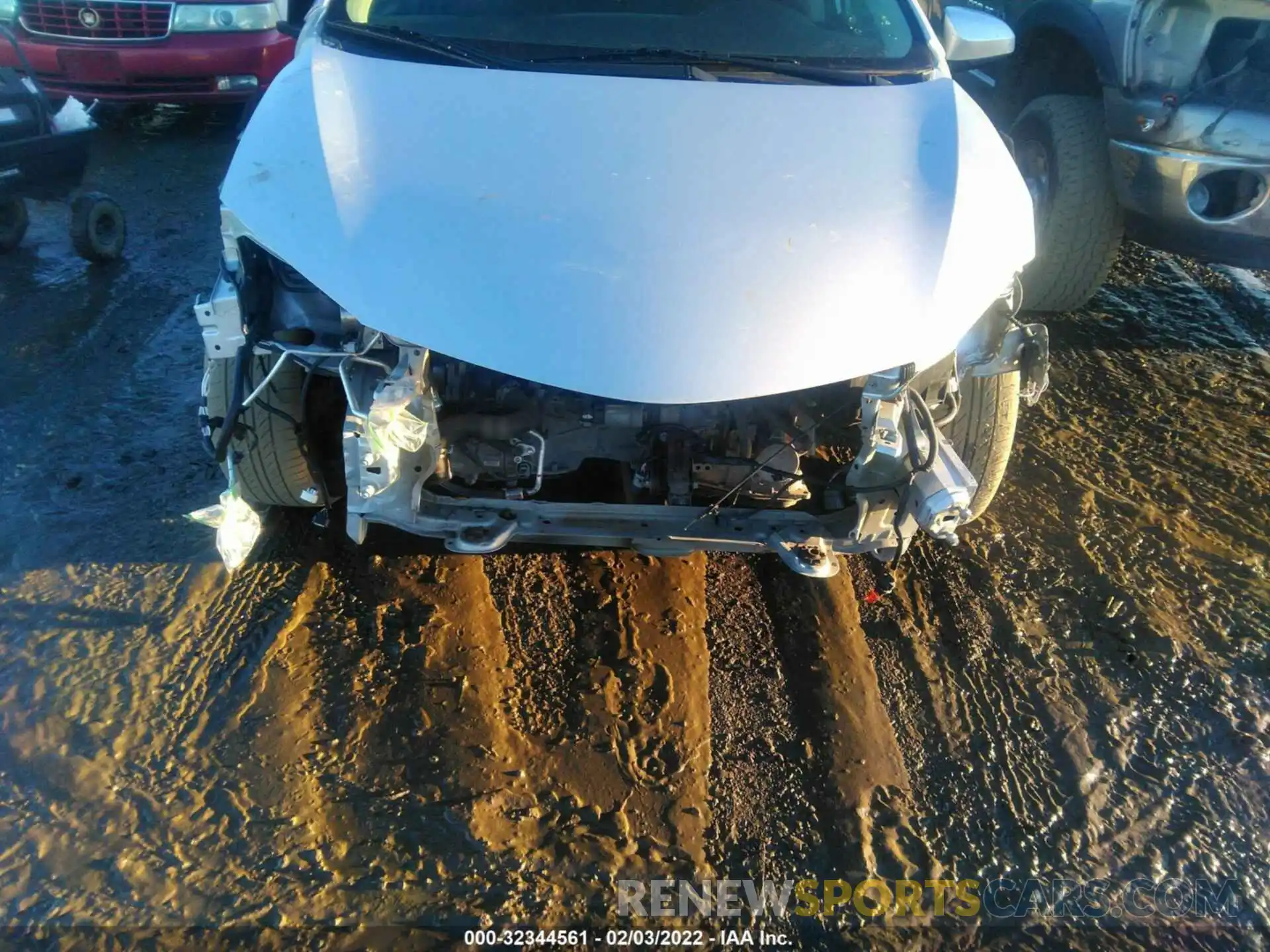 6 Photograph of a damaged car 2T1BURHE1KC158762 TOYOTA COROLLA 2019