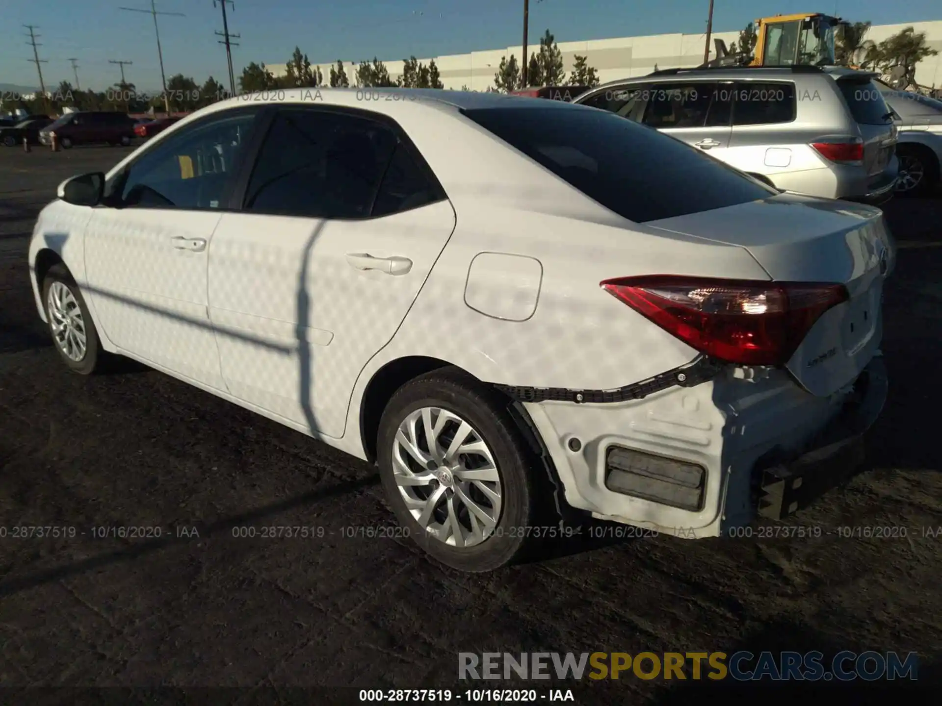 3 Photograph of a damaged car 2T1BURHE1KC161564 TOYOTA COROLLA 2019