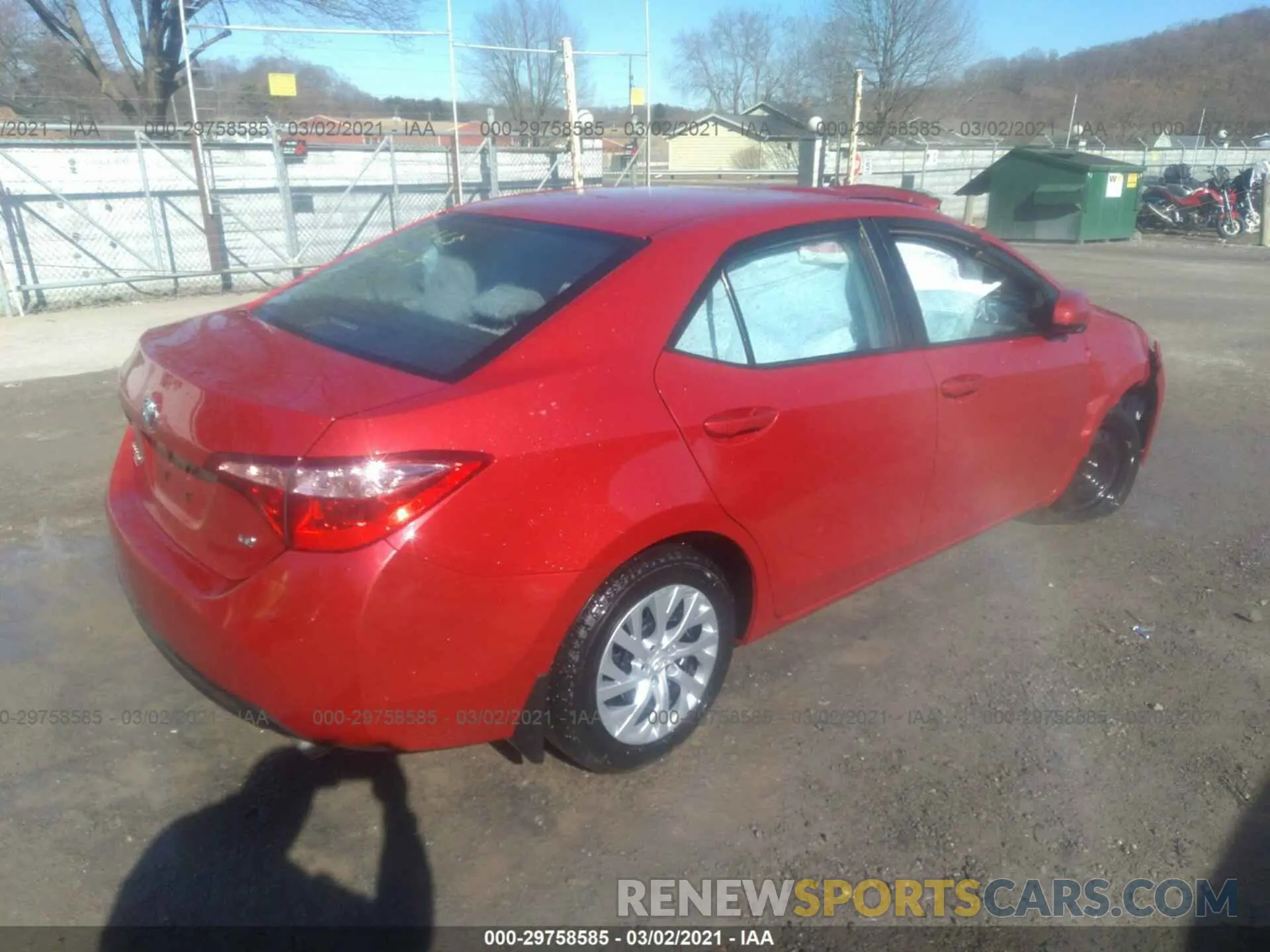 4 Photograph of a damaged car 2T1BURHE1KC166909 TOYOTA COROLLA 2019