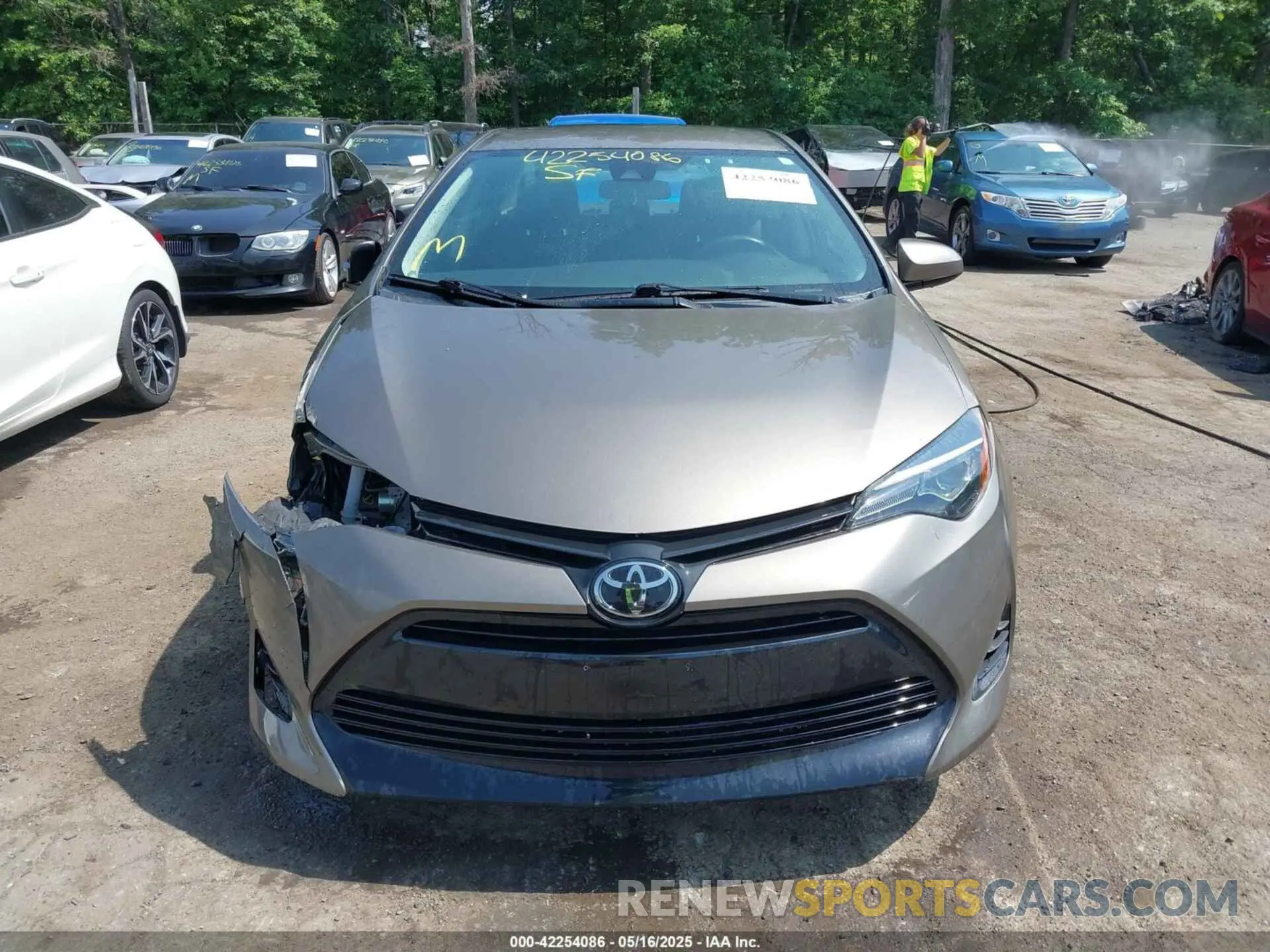 12 Photograph of a damaged car 2T1BURHE1KC171012 TOYOTA COROLLA 2019
