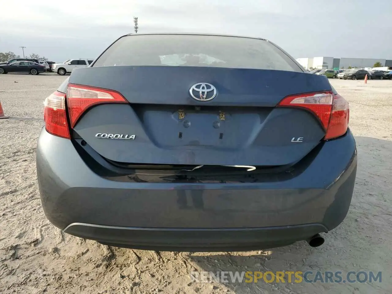 6 Photograph of a damaged car 2T1BURHE1KC171477 TOYOTA COROLLA 2019