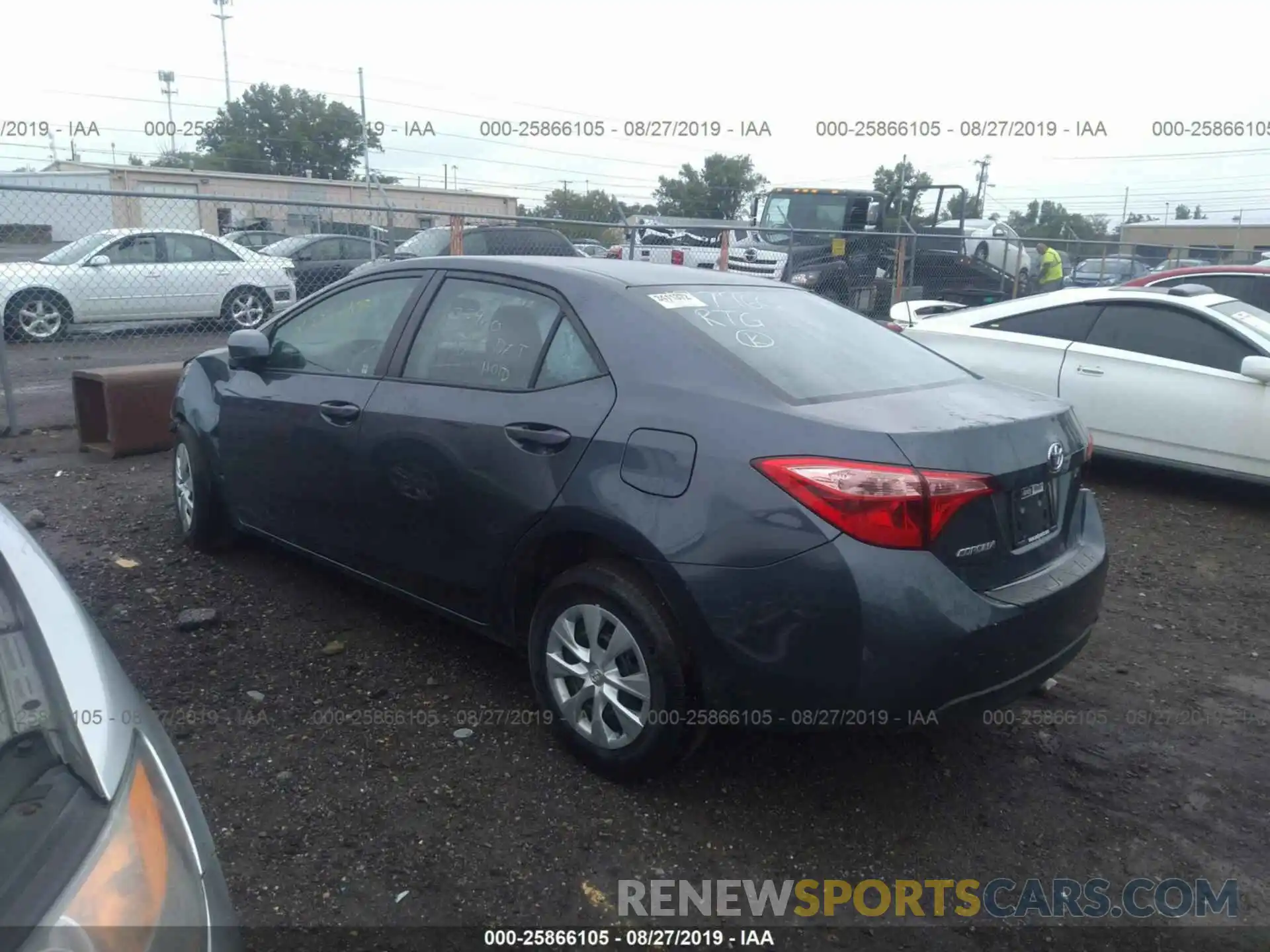 3 Photograph of a damaged car 2T1BURHE1KC177960 TOYOTA COROLLA 2019