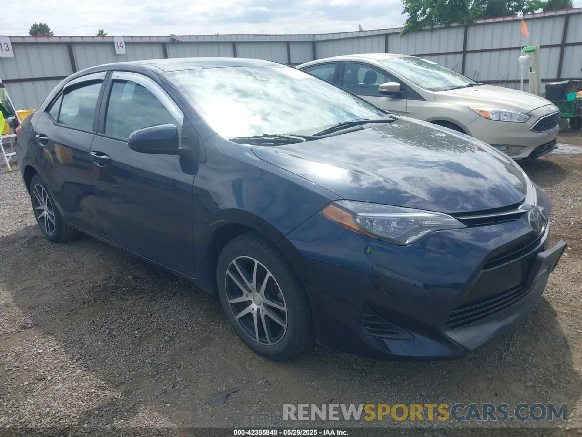 1 Photograph of a damaged car 2T1BURHE1KC177991 TOYOTA COROLLA 2019