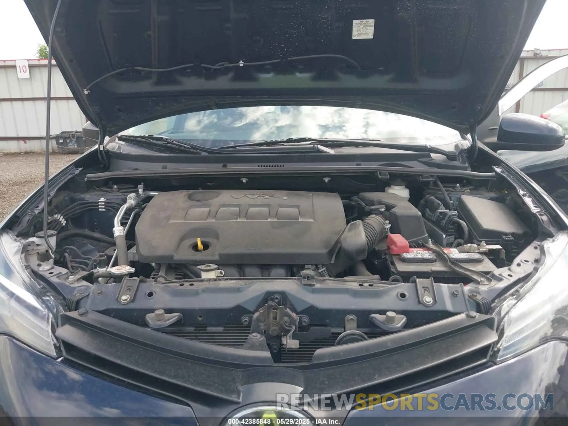 10 Photograph of a damaged car 2T1BURHE1KC177991 TOYOTA COROLLA 2019