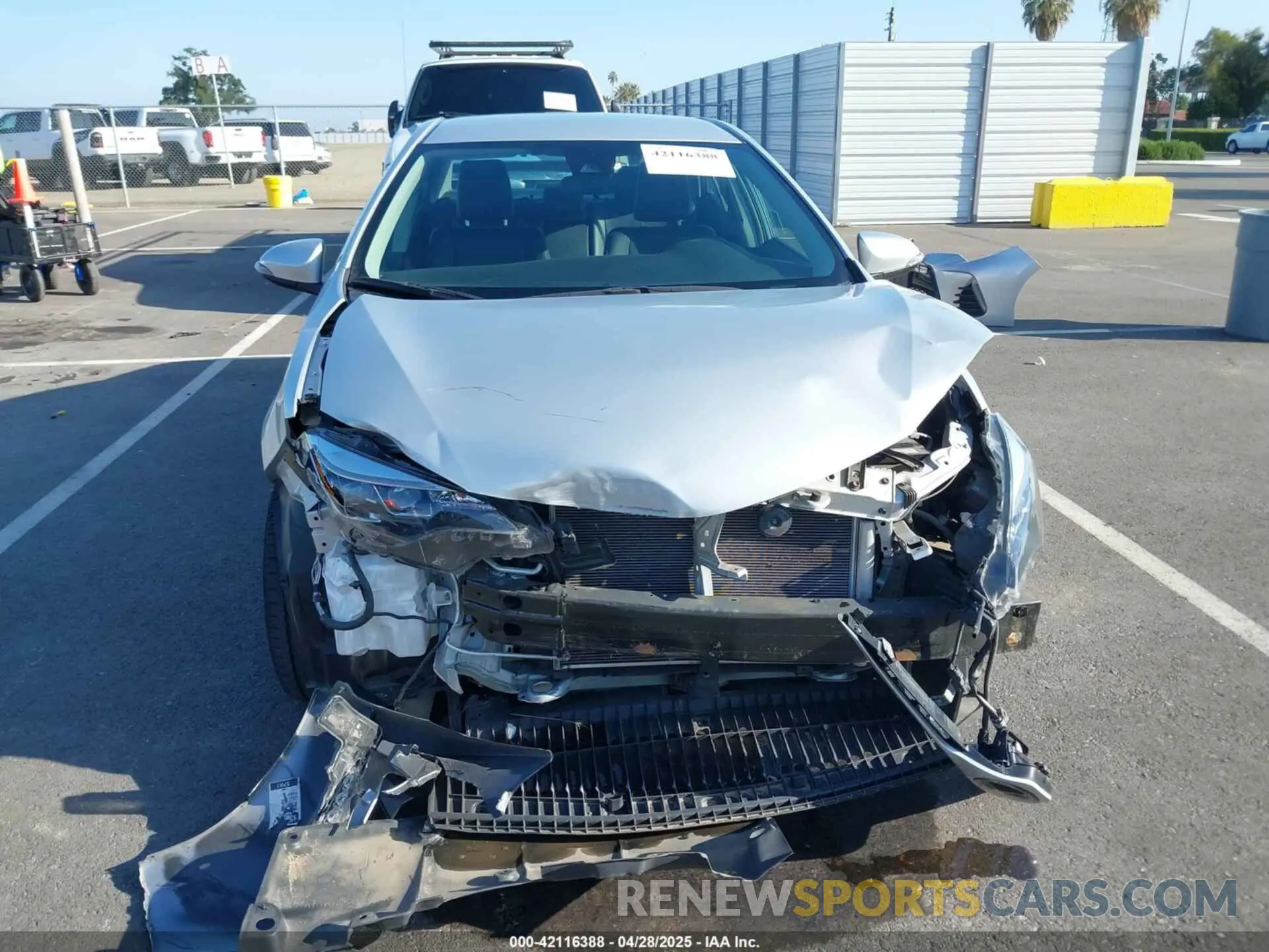 13 Photograph of a damaged car 2T1BURHE1KC178056 TOYOTA COROLLA 2019