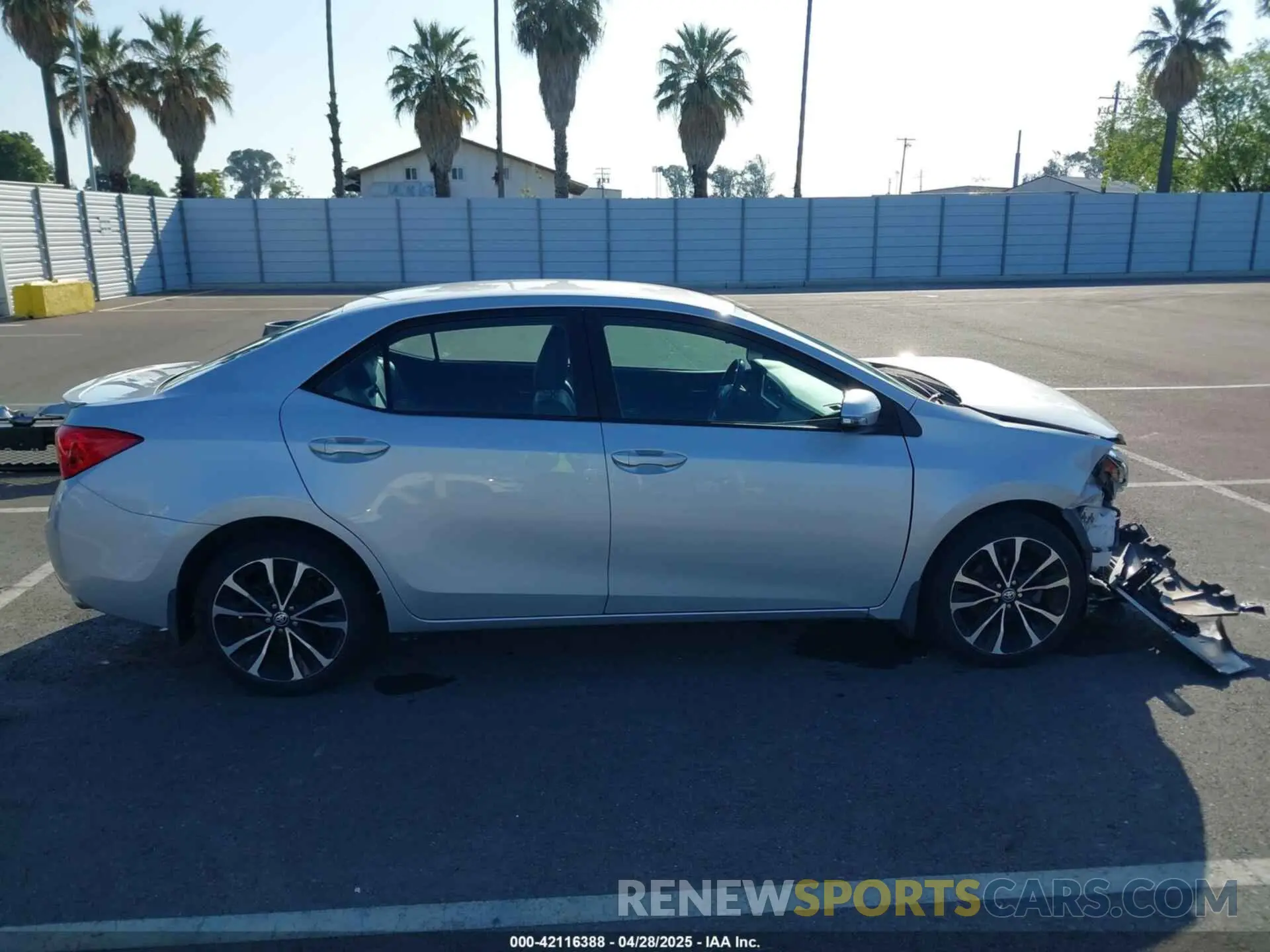 14 Photograph of a damaged car 2T1BURHE1KC178056 TOYOTA COROLLA 2019