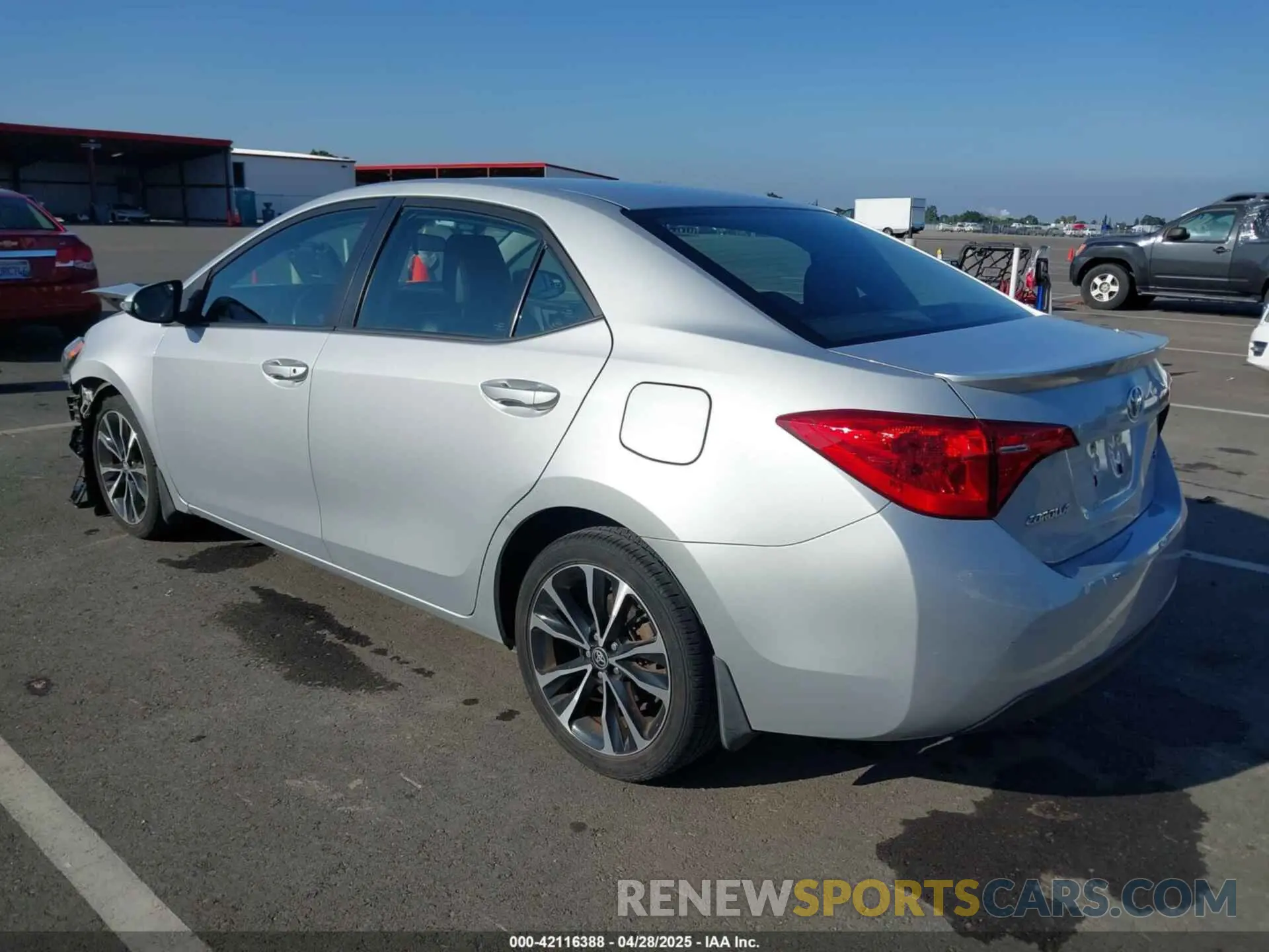 3 Photograph of a damaged car 2T1BURHE1KC178056 TOYOTA COROLLA 2019