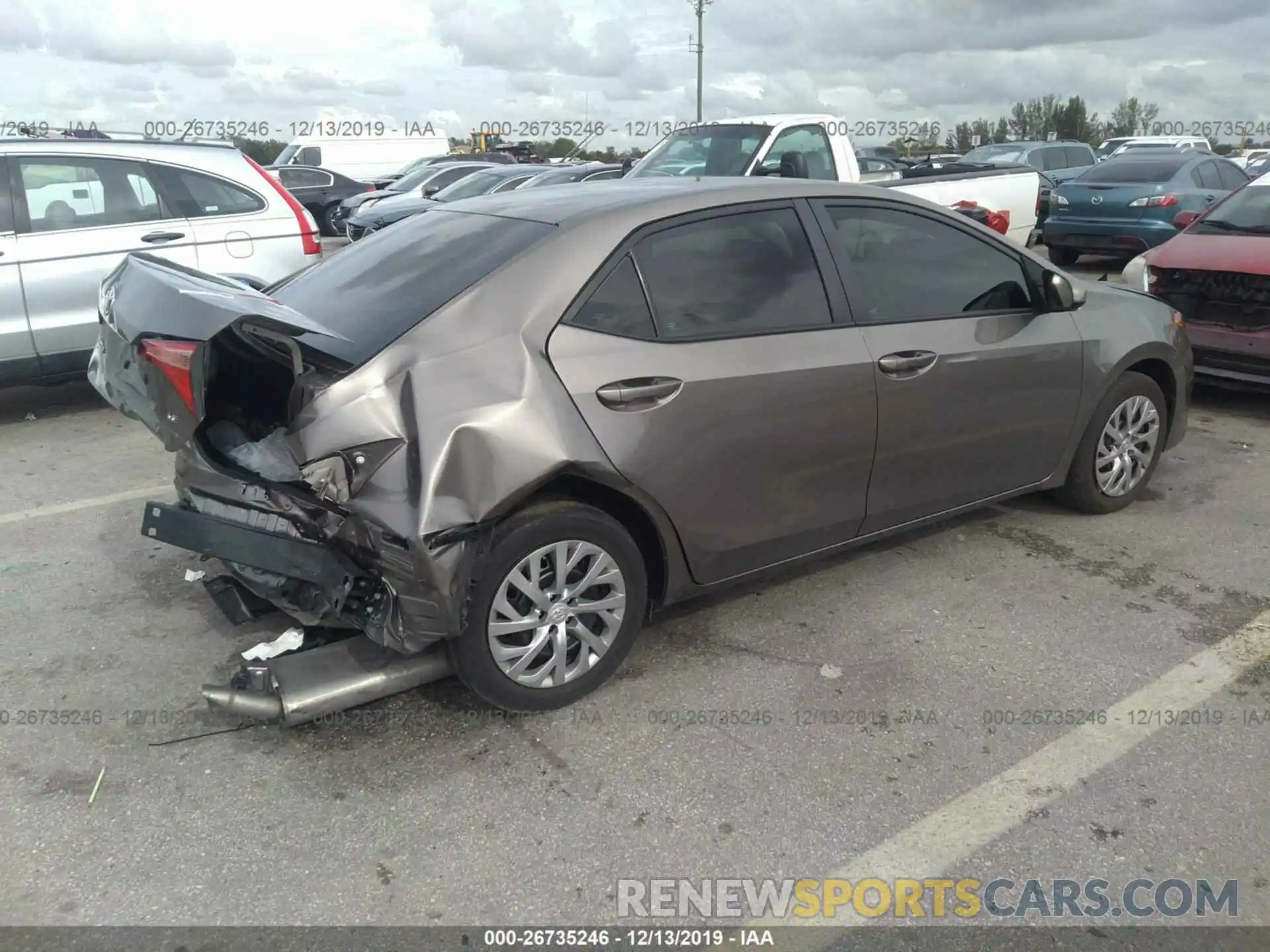 4 Photograph of a damaged car 2T1BURHE1KC180793 TOYOTA COROLLA 2019