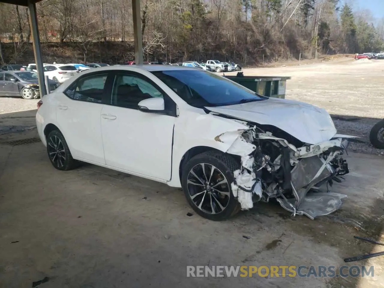 4 Photograph of a damaged car 2T1BURHE1KC183435 TOYOTA COROLLA 2019