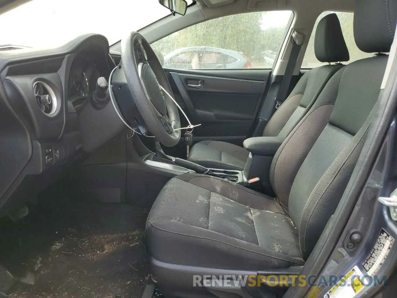7 Photograph of a damaged car 2T1BURHE1KC184861 TOYOTA COROLLA 2019