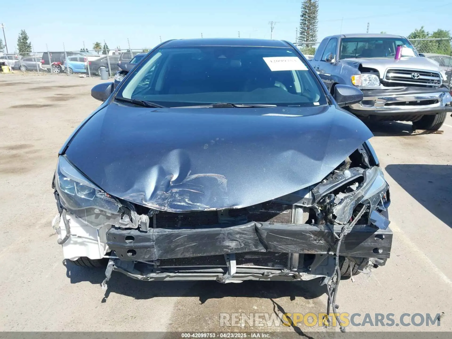 13 Photograph of a damaged car 2T1BURHE1KC187050 TOYOTA COROLLA 2019