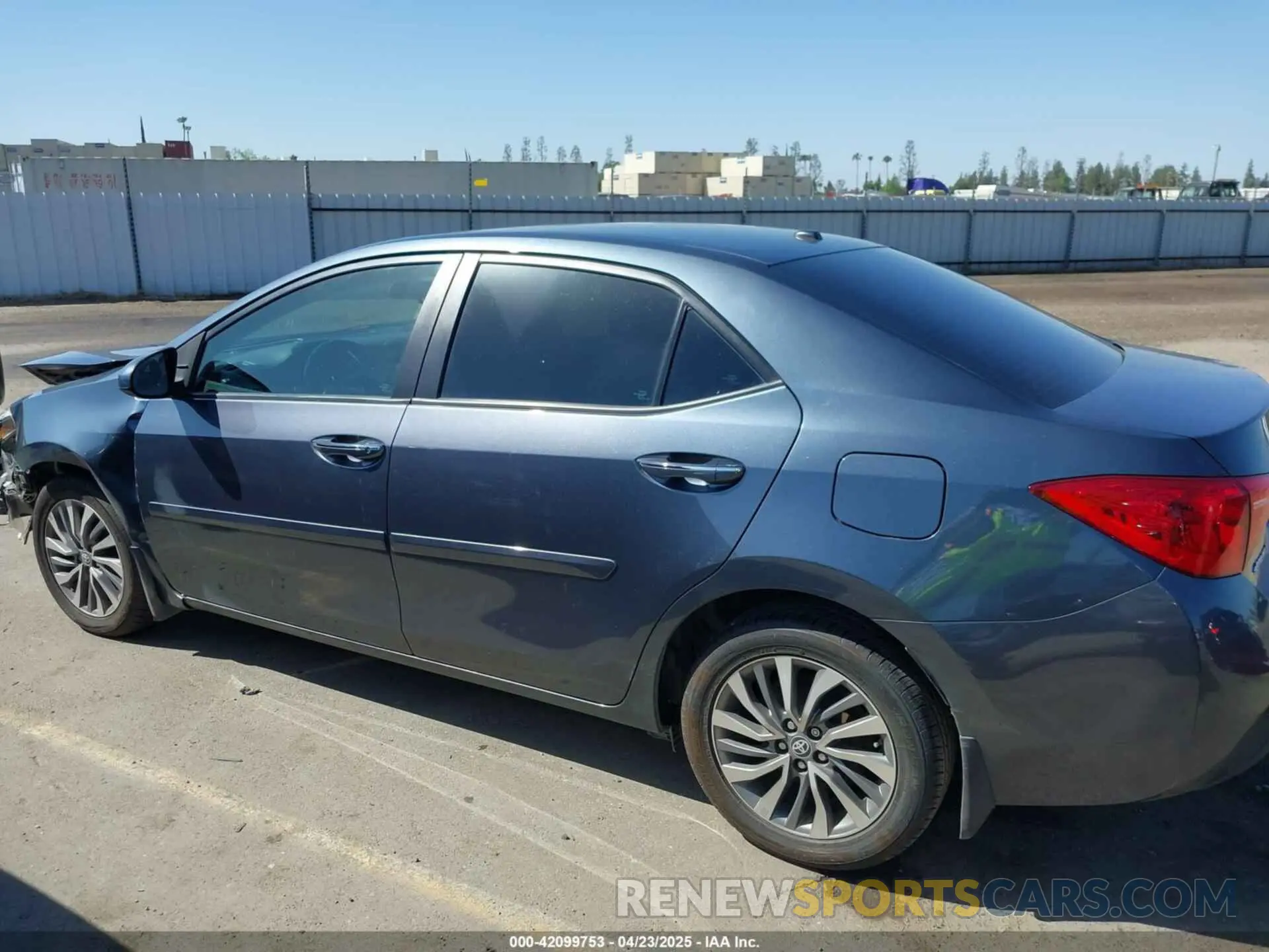 15 Photograph of a damaged car 2T1BURHE1KC187050 TOYOTA COROLLA 2019