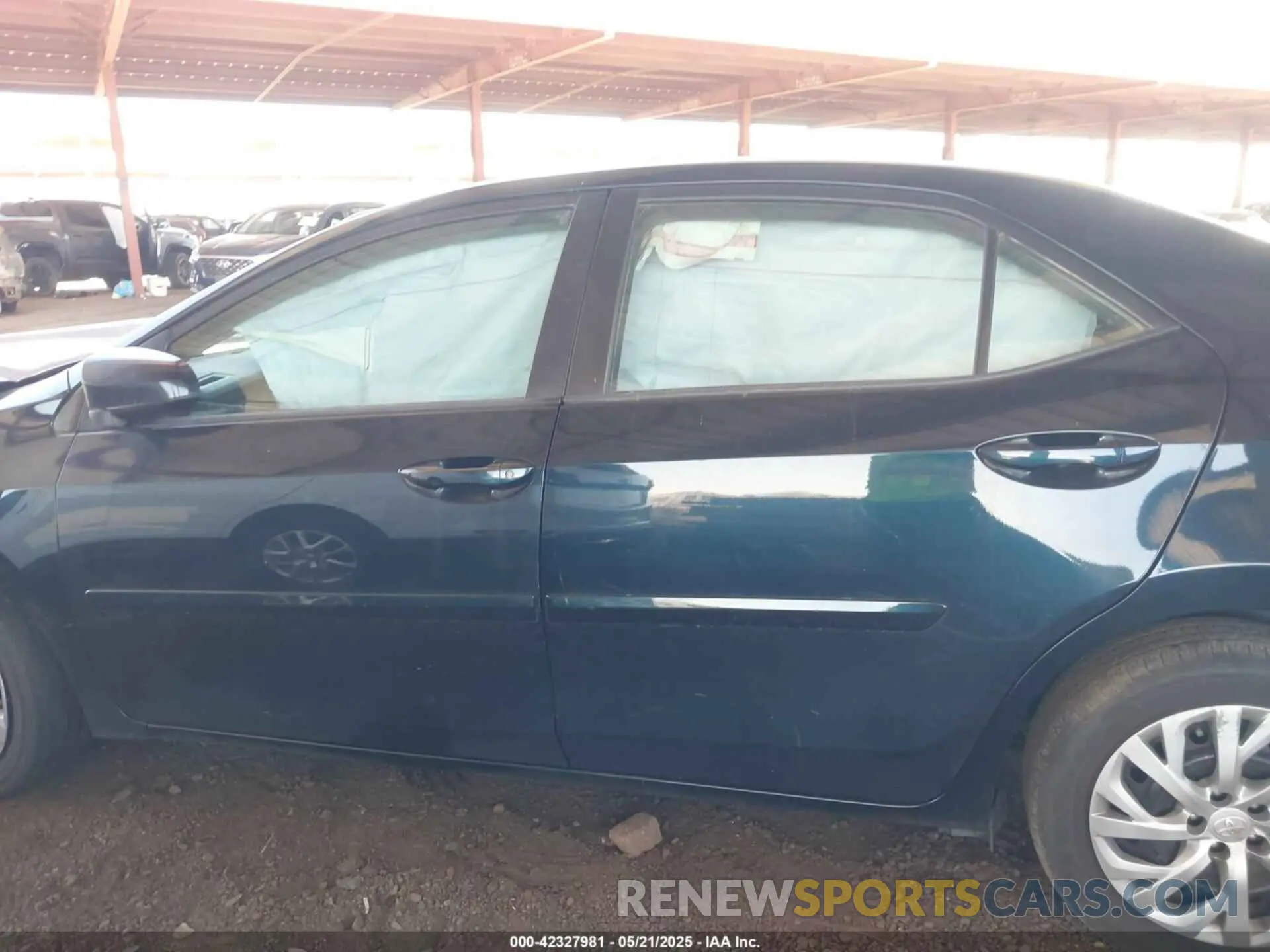 14 Photograph of a damaged car 2T1BURHE1KC187534 TOYOTA COROLLA 2019