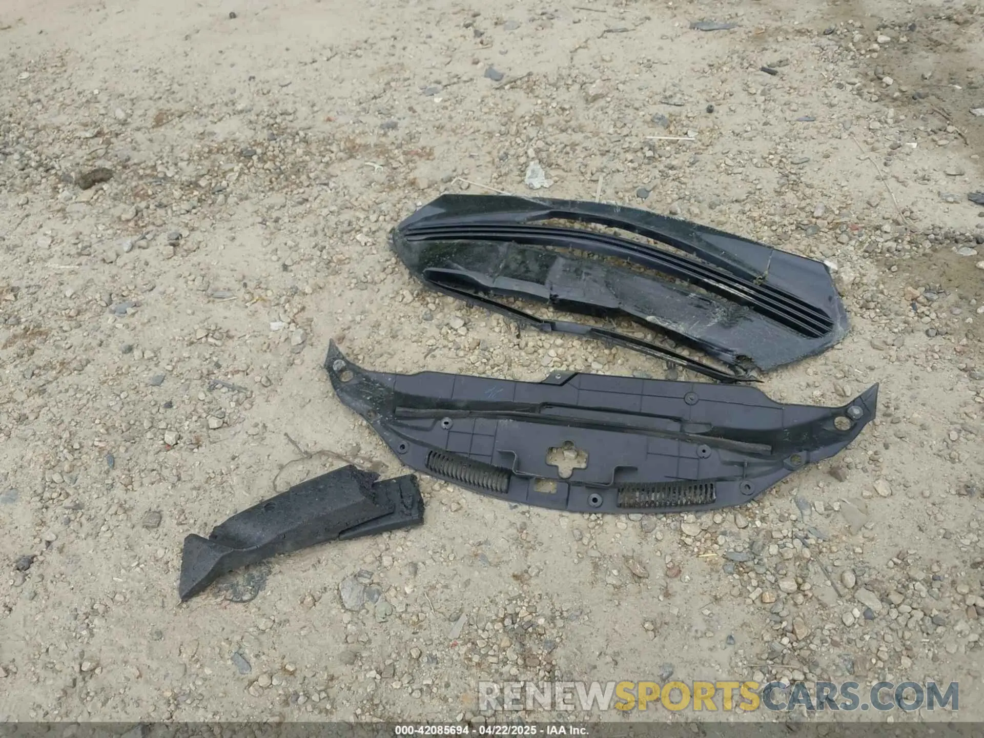11 Photograph of a damaged car 2T1BURHE1KC193124 TOYOTA COROLLA 2019