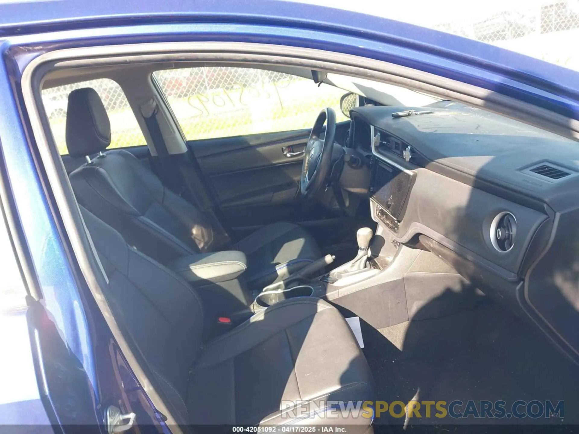 5 Photograph of a damaged car 2T1BURHE1KC211024 TOYOTA COROLLA 2019