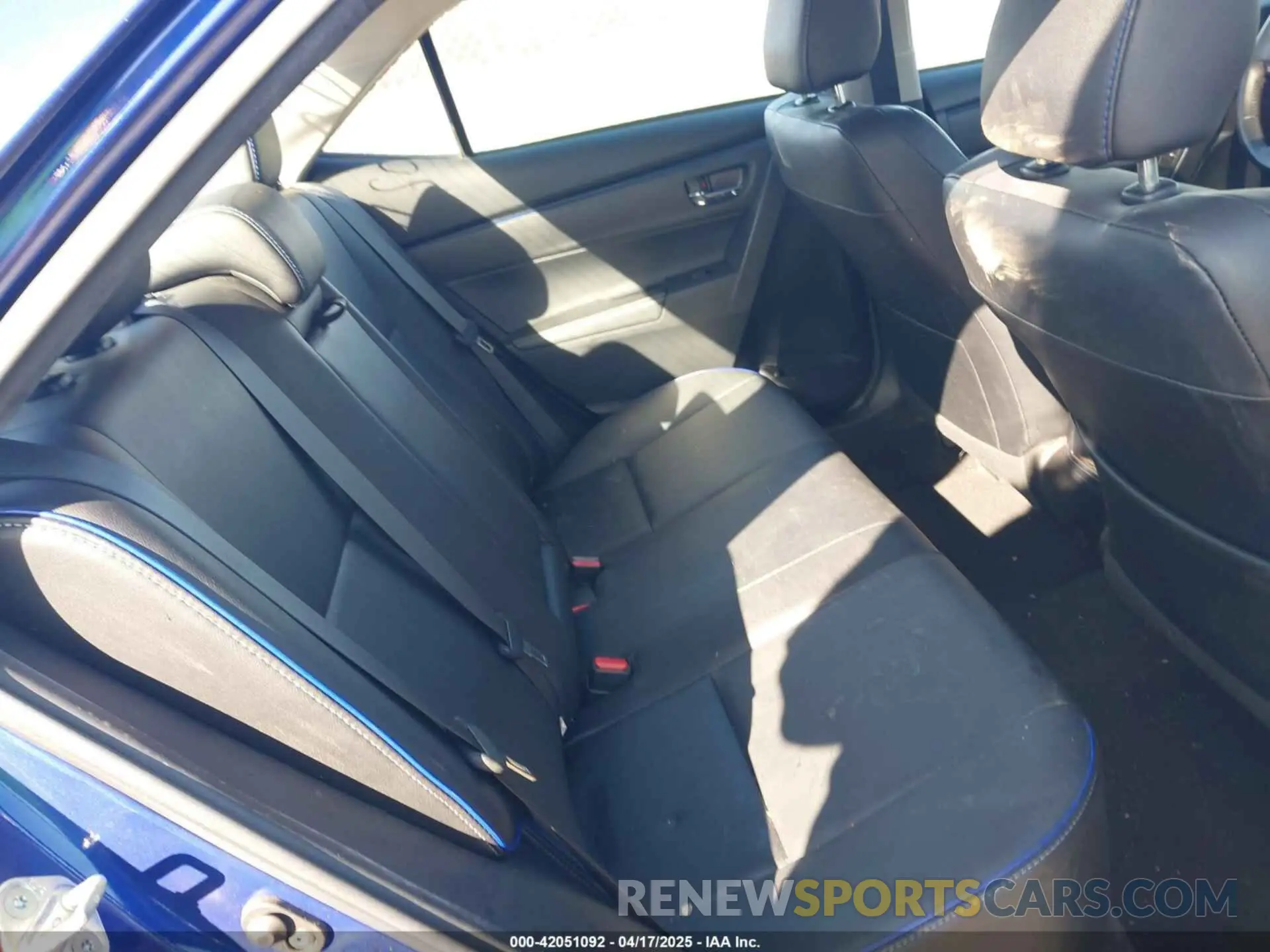 8 Photograph of a damaged car 2T1BURHE1KC211024 TOYOTA COROLLA 2019