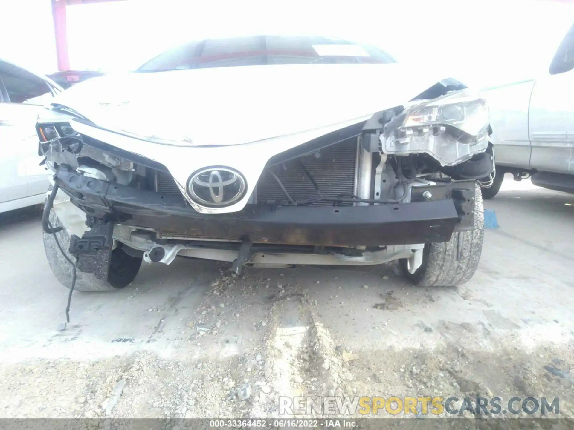 6 Photograph of a damaged car 2T1BURHE1KC217048 TOYOTA COROLLA 2019