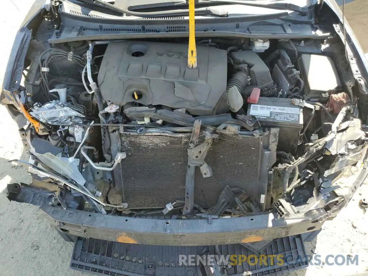 13 Photograph of a damaged car 2T1BURHE1KC220354 TOYOTA COROLLA 2019