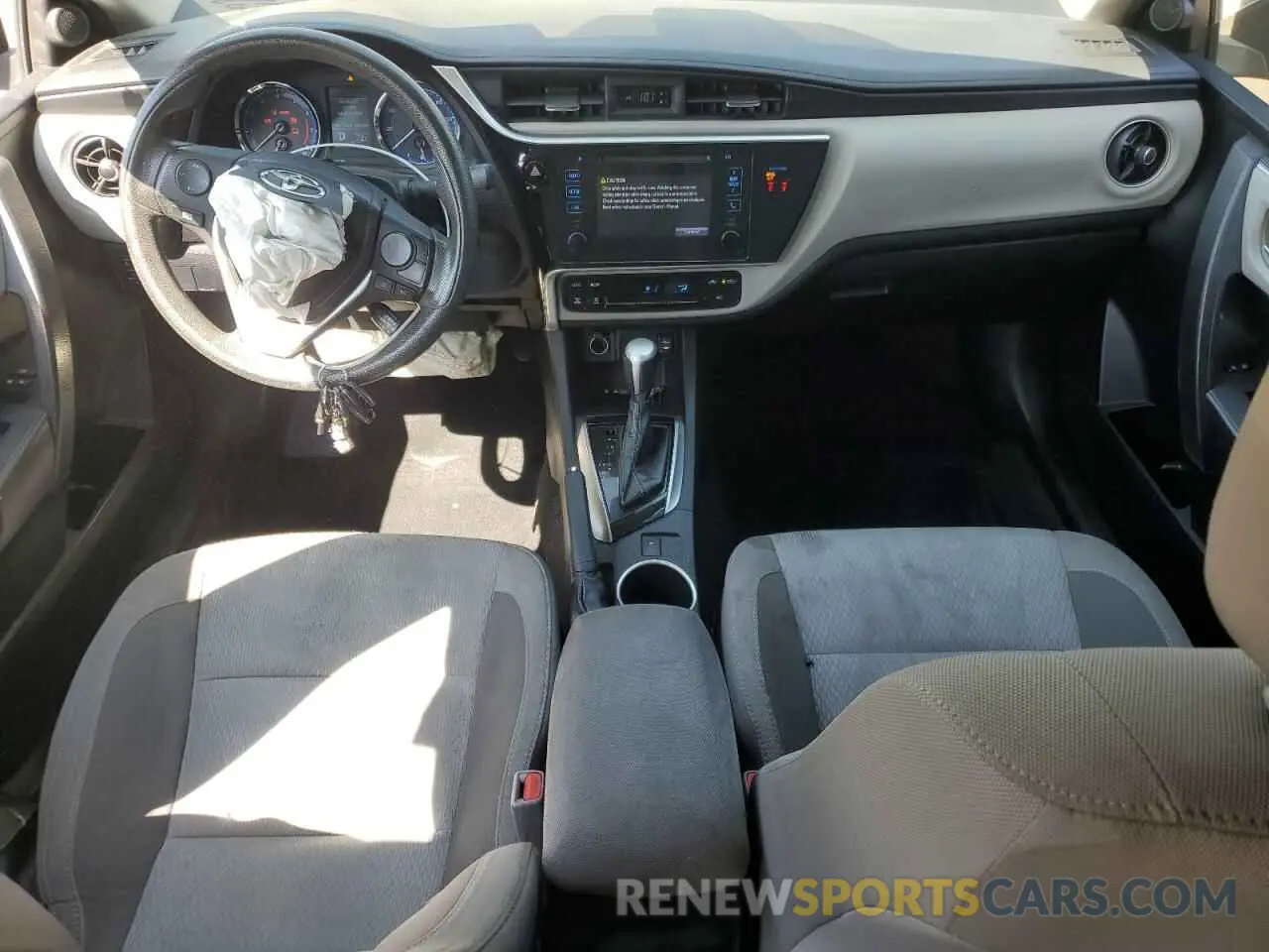 8 Photograph of a damaged car 2T1BURHE1KC220354 TOYOTA COROLLA 2019
