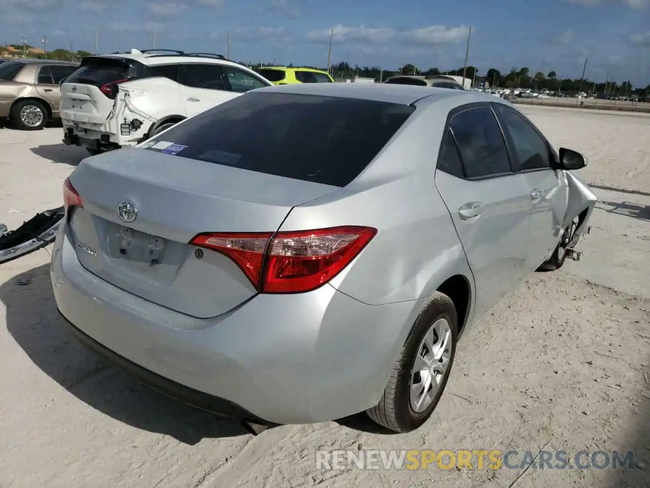 4 Photograph of a damaged car 2T1BURHE1KC222945 TOYOTA COROLLA 2019