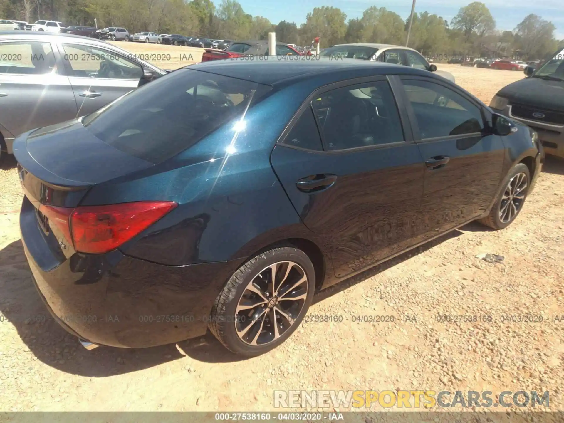 4 Photograph of a damaged car 2T1BURHE1KC226509 TOYOTA COROLLA 2019