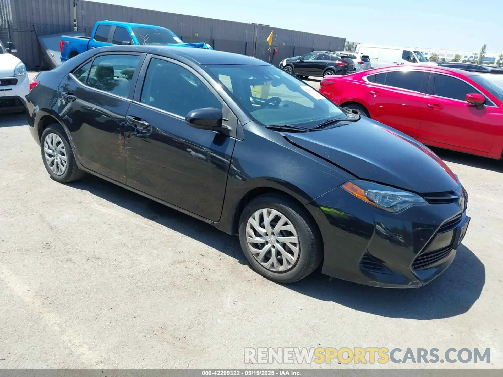 1 Photograph of a damaged car 2T1BURHE1KC230429 TOYOTA COROLLA 2019