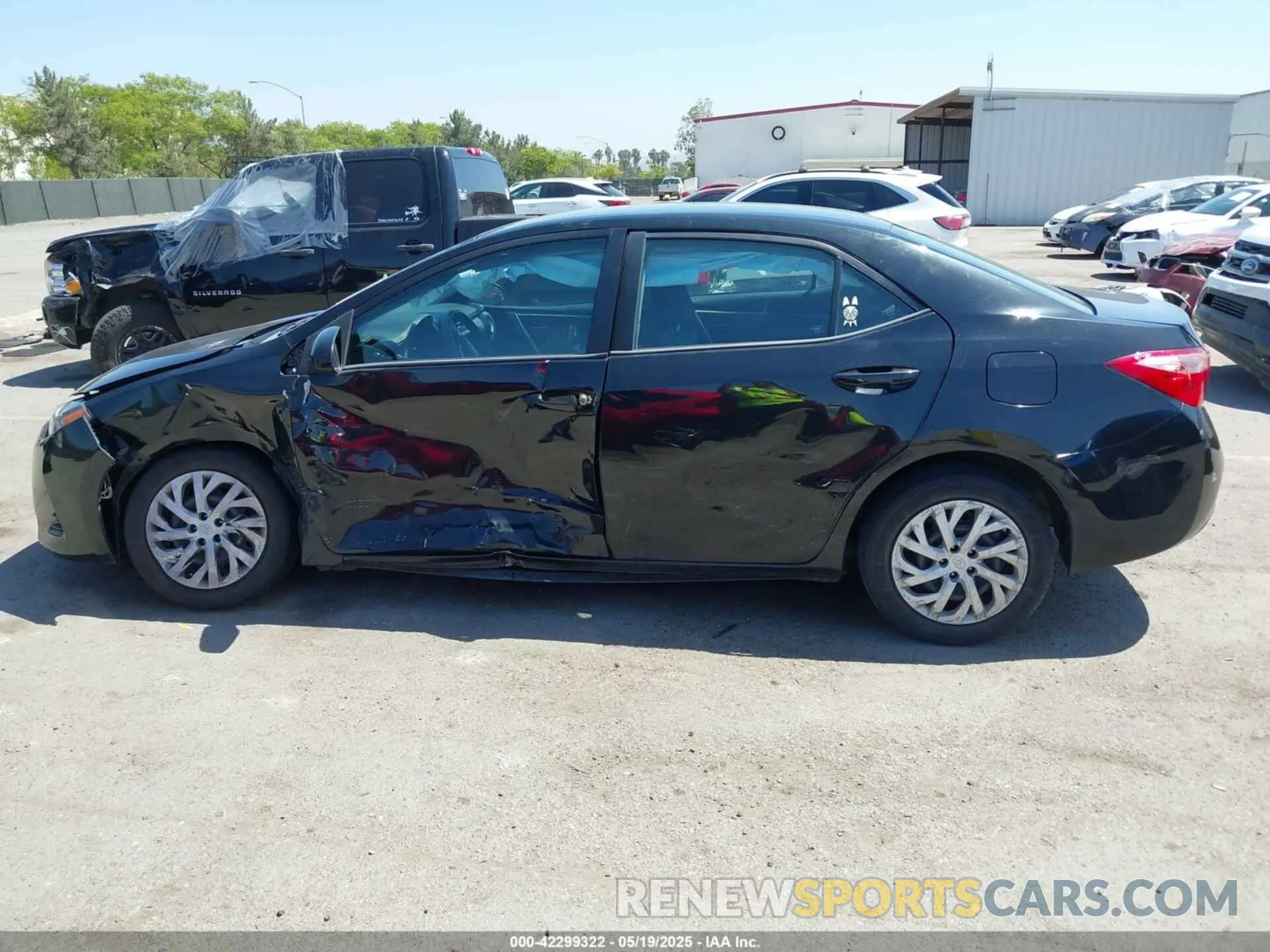 14 Photograph of a damaged car 2T1BURHE1KC230429 TOYOTA COROLLA 2019