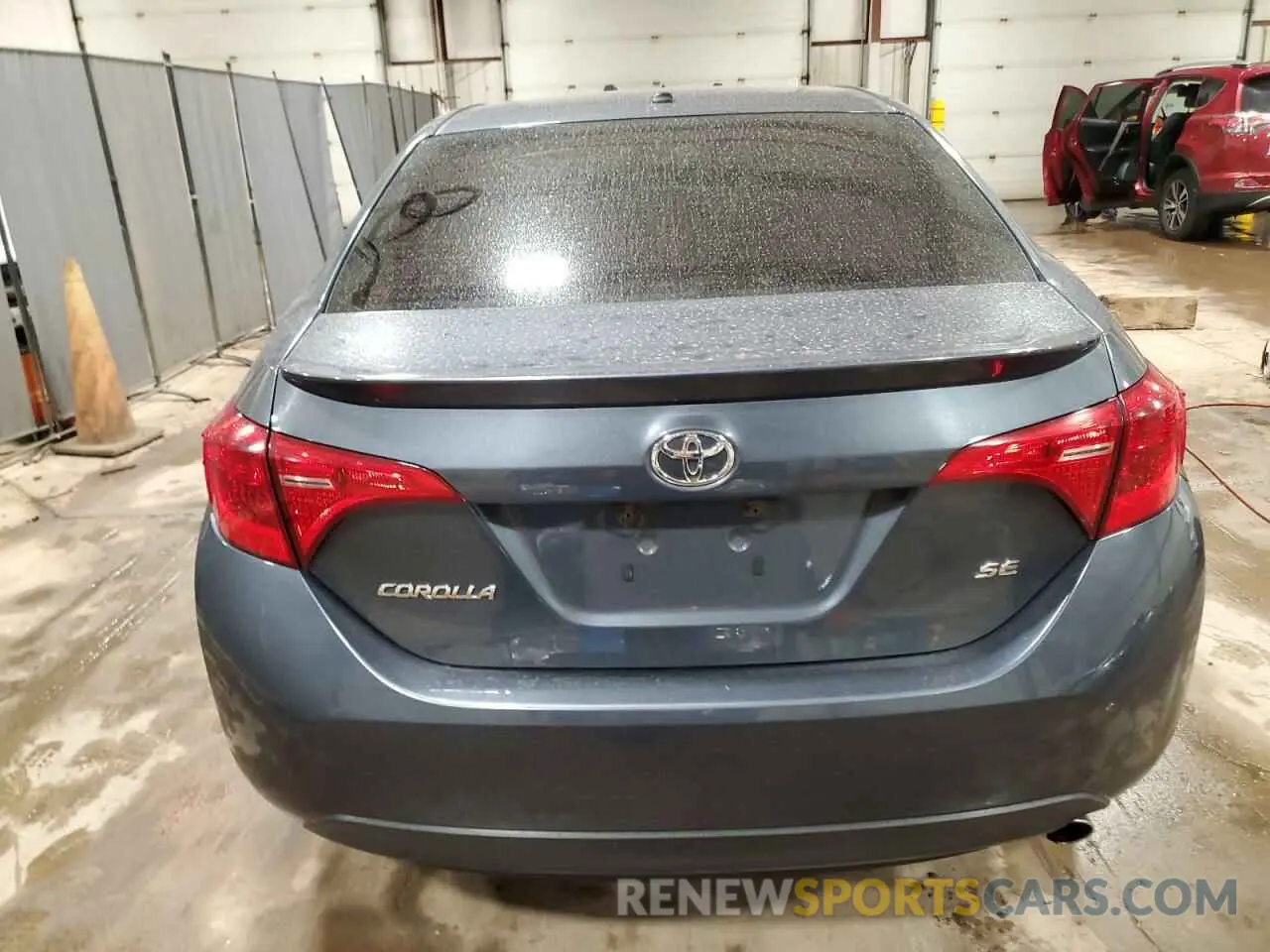 6 Photograph of a damaged car 2T1BURHE1KC231306 TOYOTA COROLLA 2019
