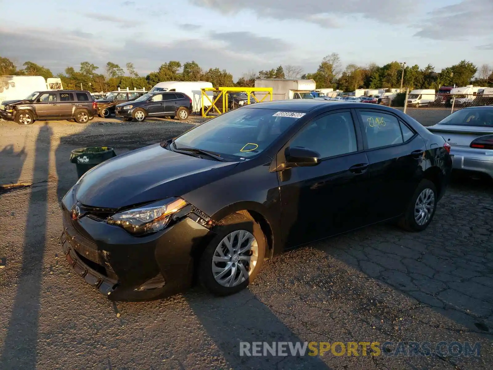 2 Photograph of a damaged car 2T1BURHE1KC233590 TOYOTA COROLLA 2019