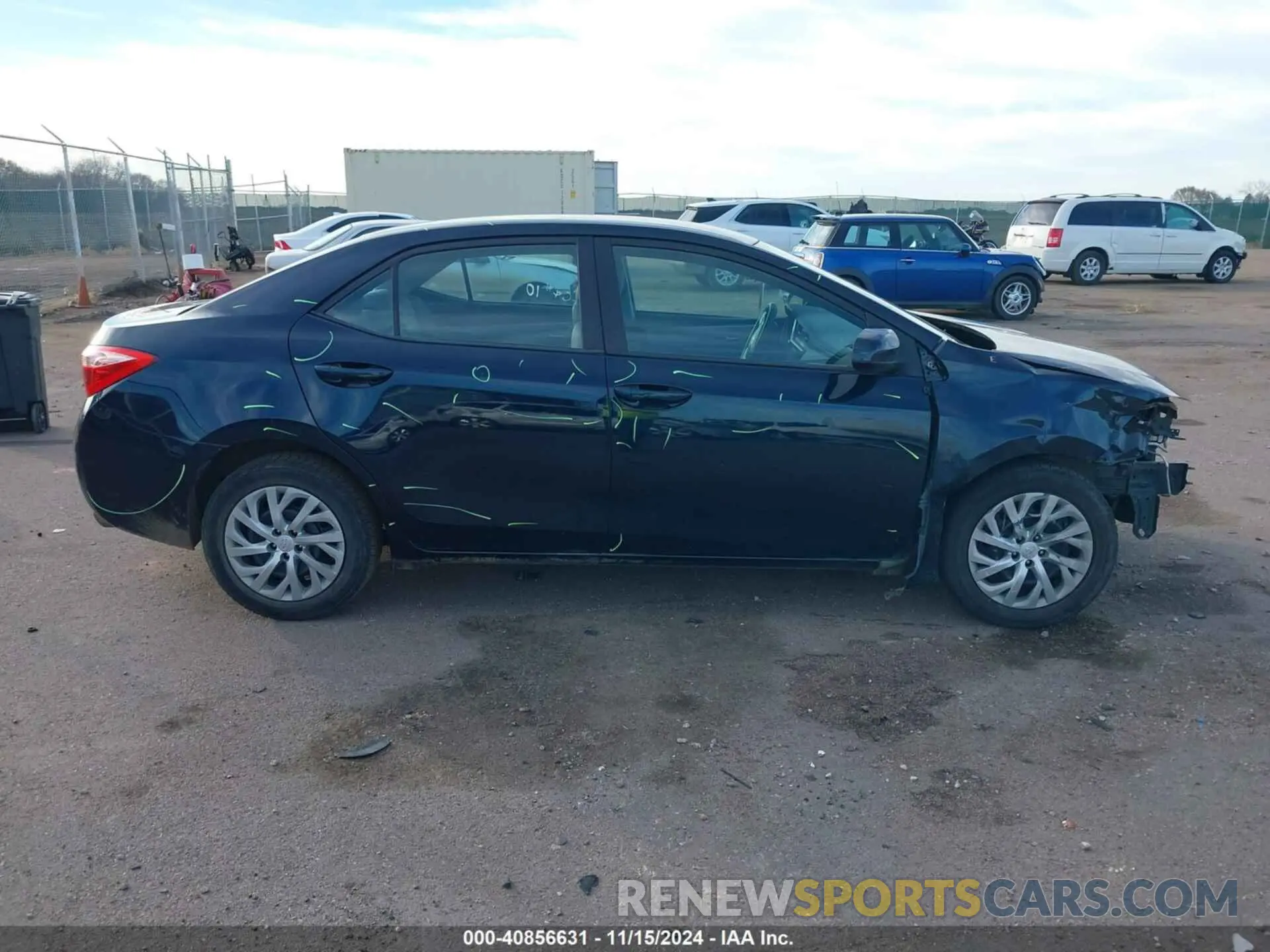 13 Photograph of a damaged car 2T1BURHE1KC233637 TOYOTA COROLLA 2019