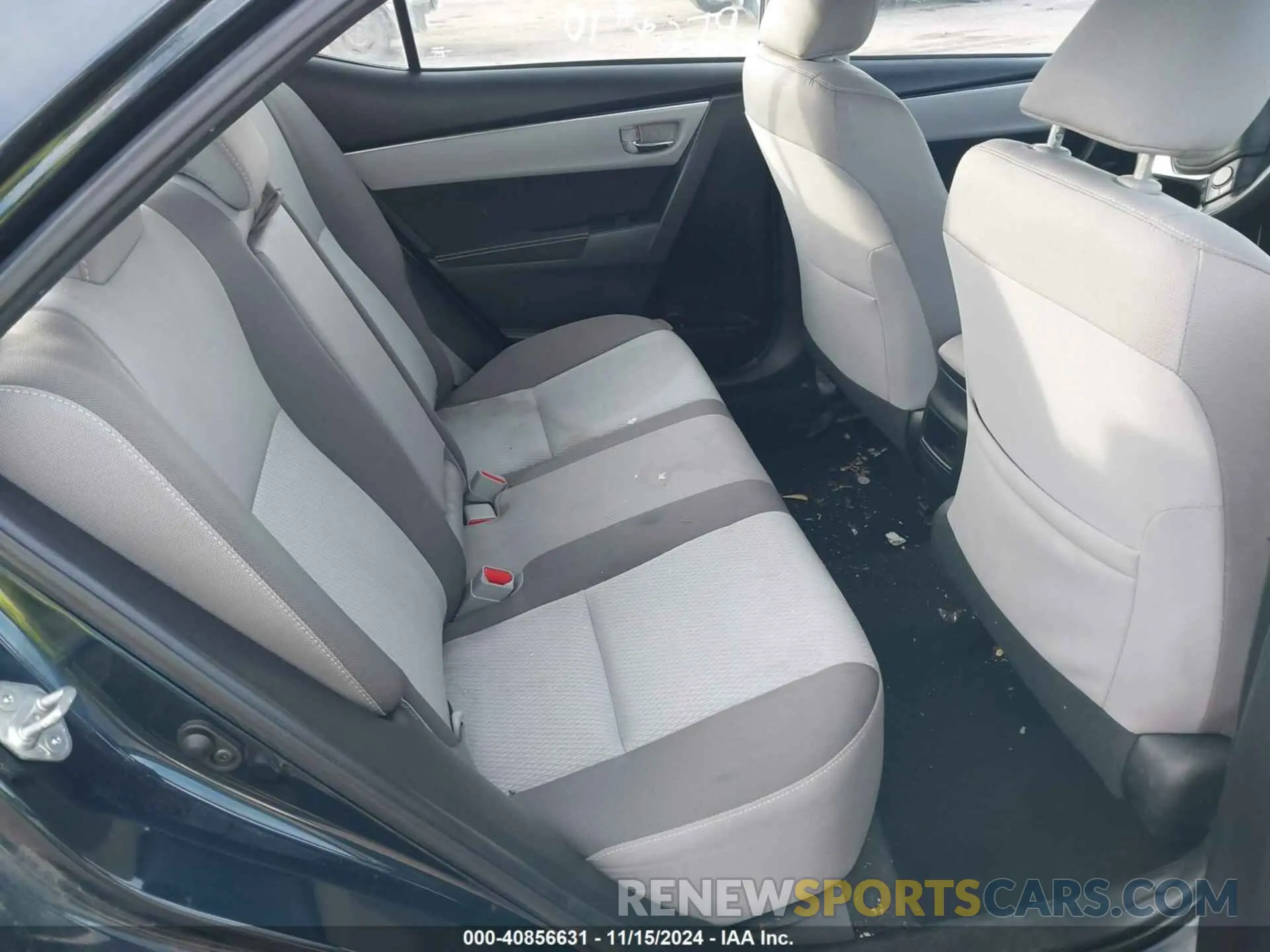 8 Photograph of a damaged car 2T1BURHE1KC233637 TOYOTA COROLLA 2019