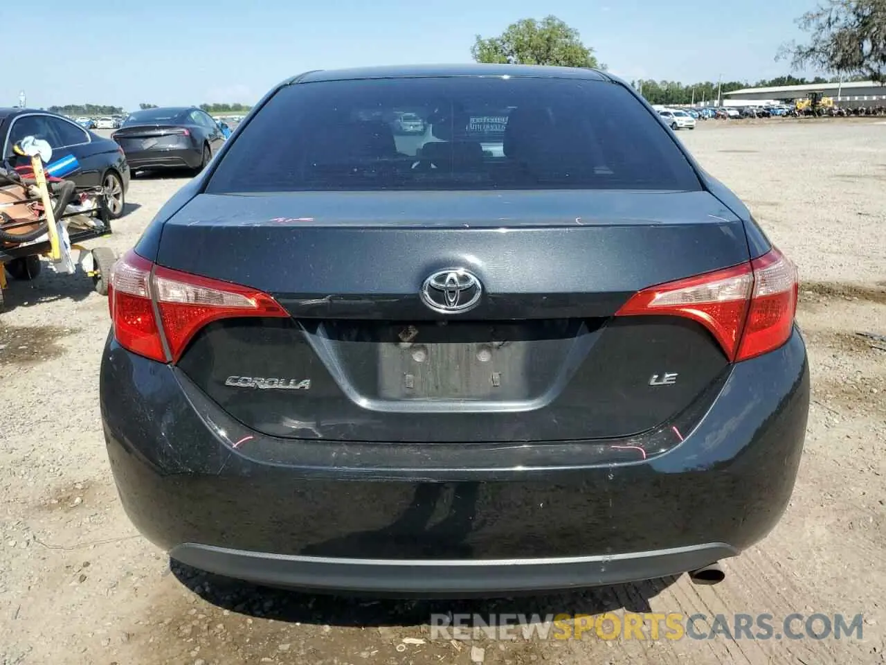 6 Photograph of a damaged car 2T1BURHE1KC235789 TOYOTA COROLLA 2019