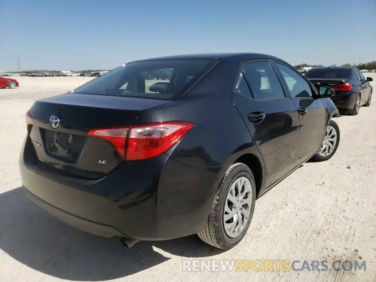 4 Photograph of a damaged car 2T1BURHE1KC238157 TOYOTA COROLLA 2019