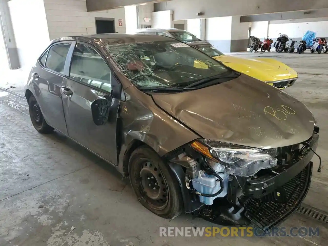 9 Photograph of a damaged car 2T1BURHE1KC243066 TOYOTA COROLLA 2019