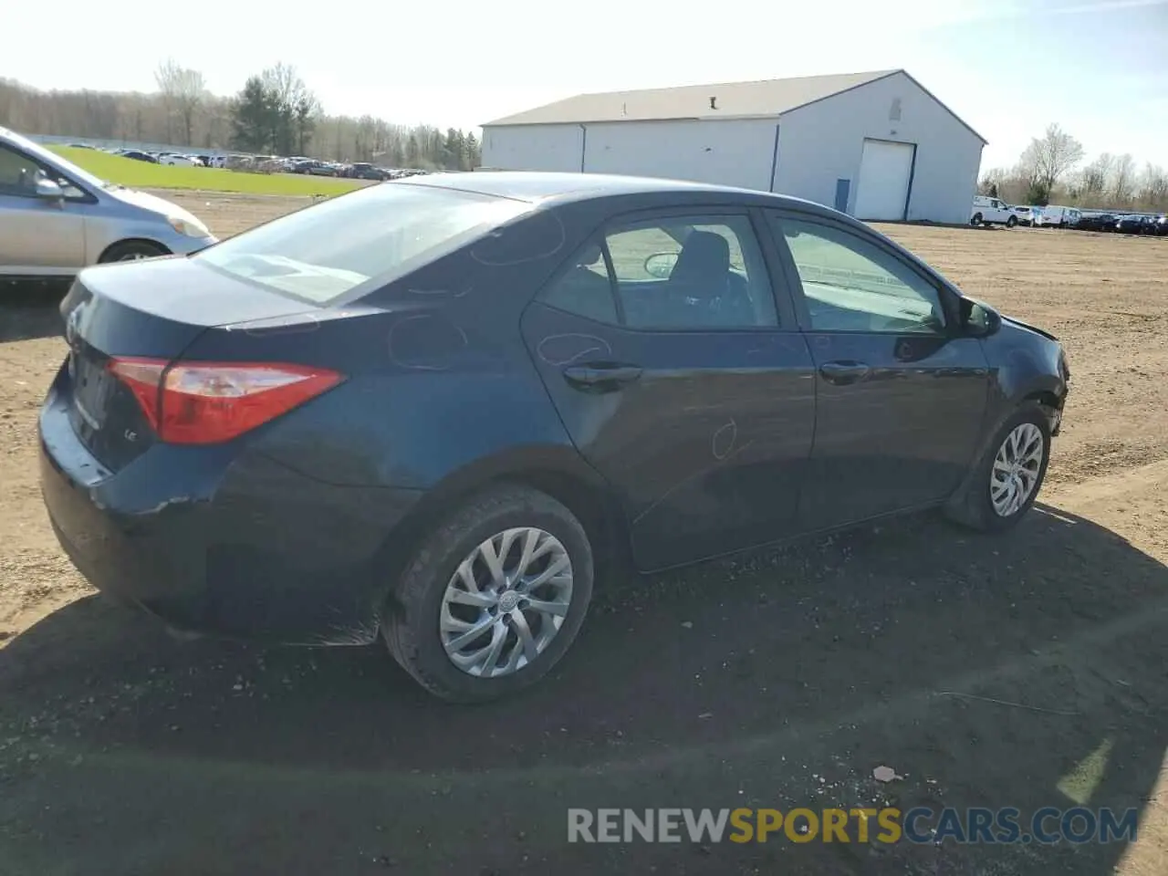3 Photograph of a damaged car 2T1BURHE1KC245366 TOYOTA COROLLA 2019