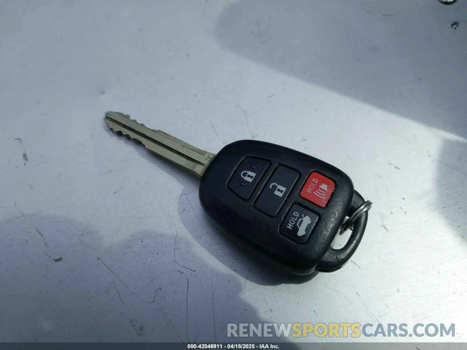 11 Photograph of a damaged car 2T1BURHE2KC127455 TOYOTA COROLLA 2019