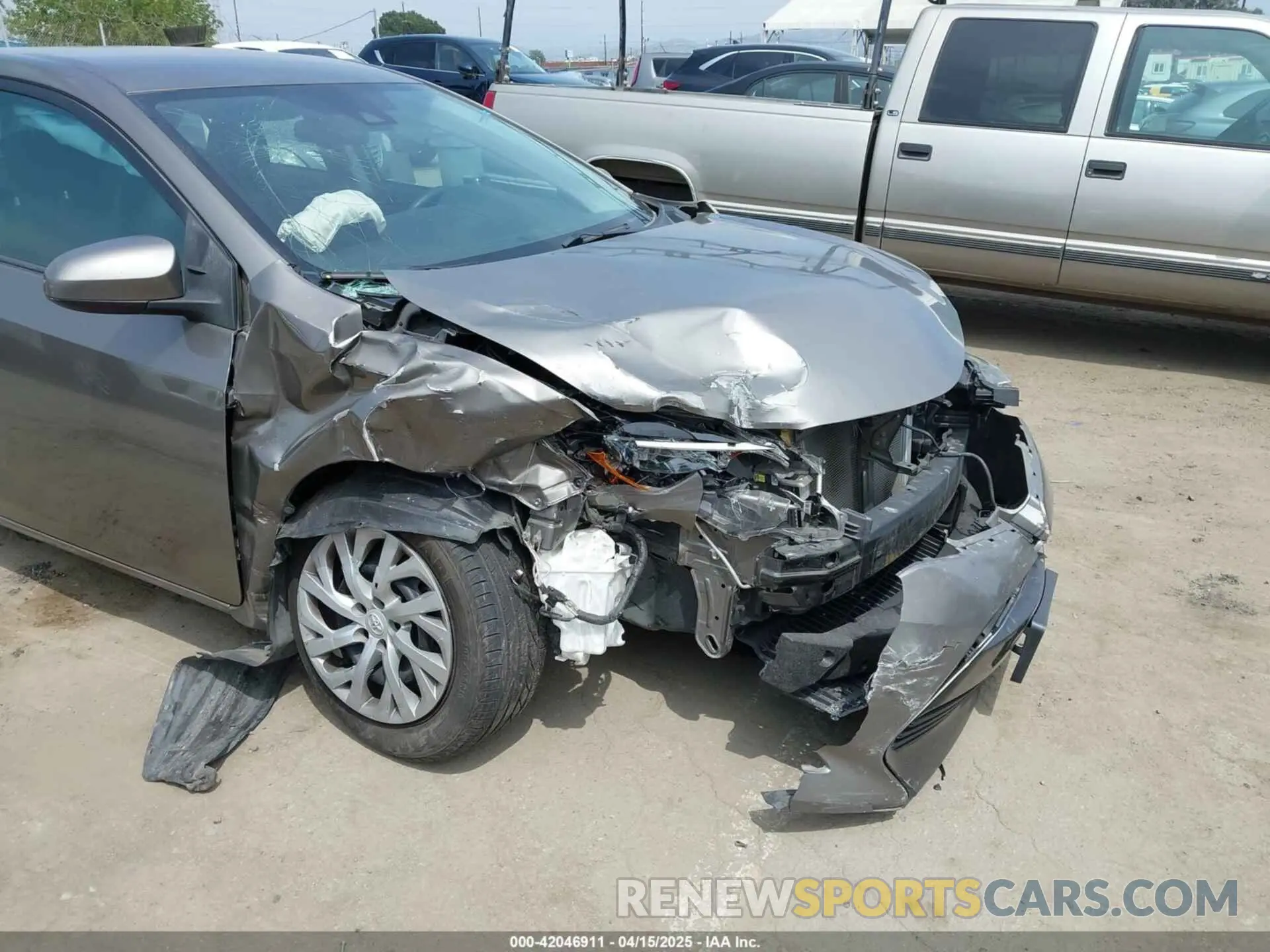 6 Photograph of a damaged car 2T1BURHE2KC127455 TOYOTA COROLLA 2019