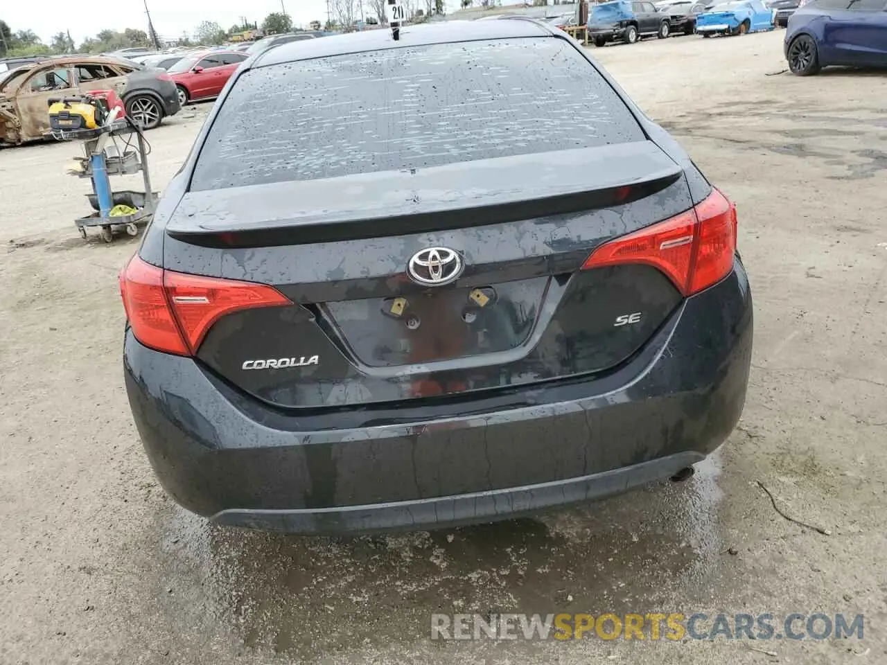 6 Photograph of a damaged car 2T1BURHE2KC130632 TOYOTA COROLLA 2019