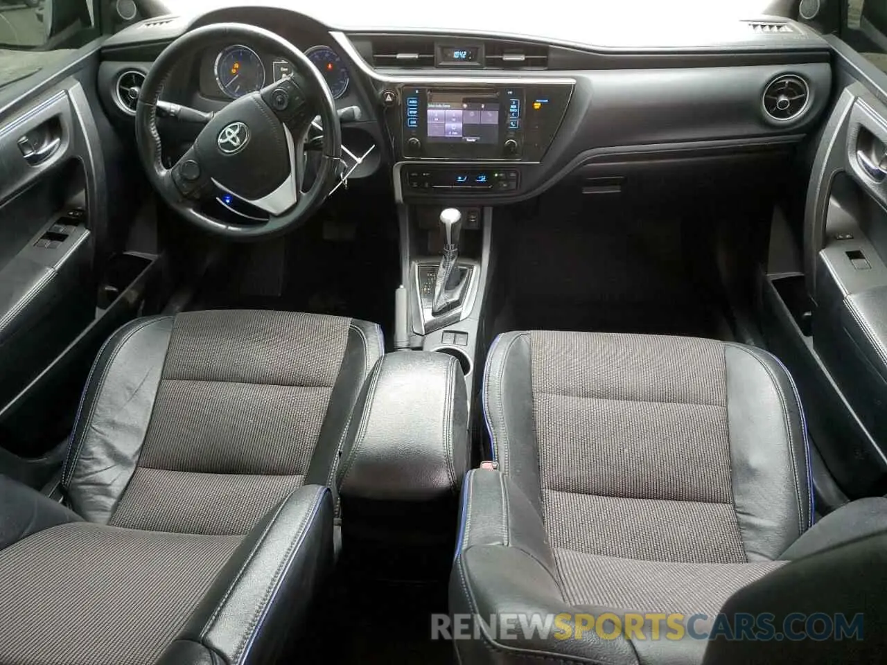 8 Photograph of a damaged car 2T1BURHE2KC130632 TOYOTA COROLLA 2019