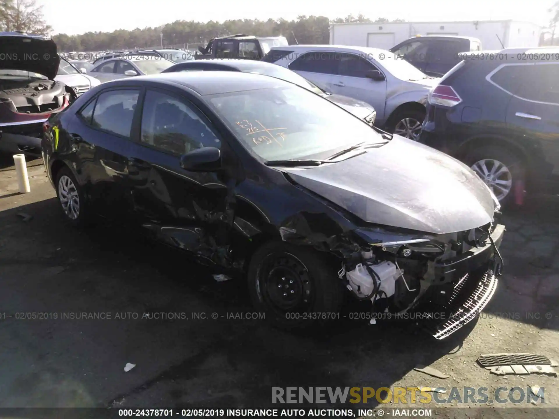 1 Photograph of a damaged car 2T1BURHE2KC131988 TOYOTA COROLLA 2019