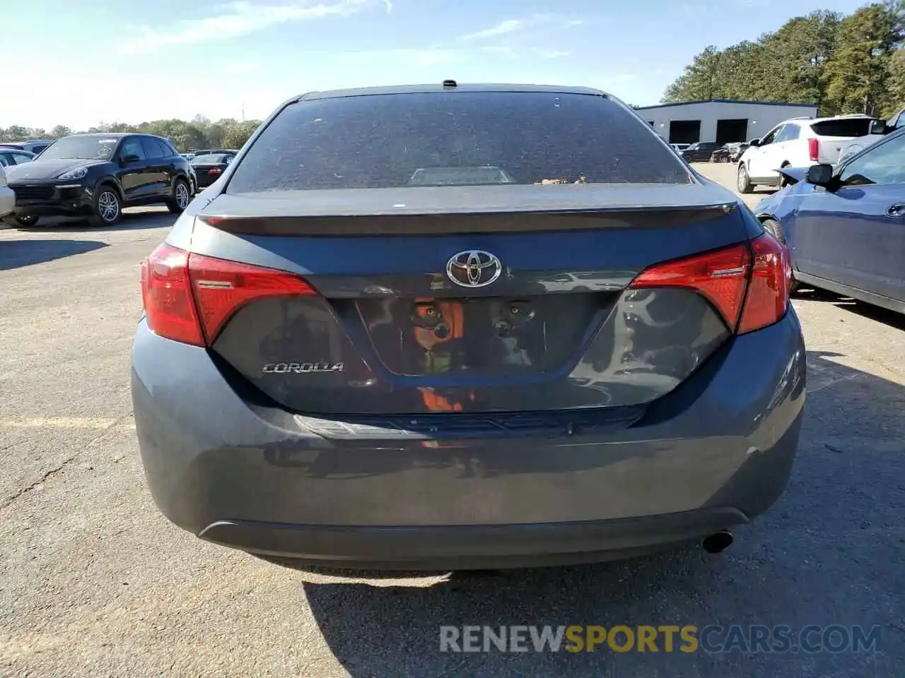 6 Photograph of a damaged car 2T1BURHE2KC139430 TOYOTA COROLLA 2019